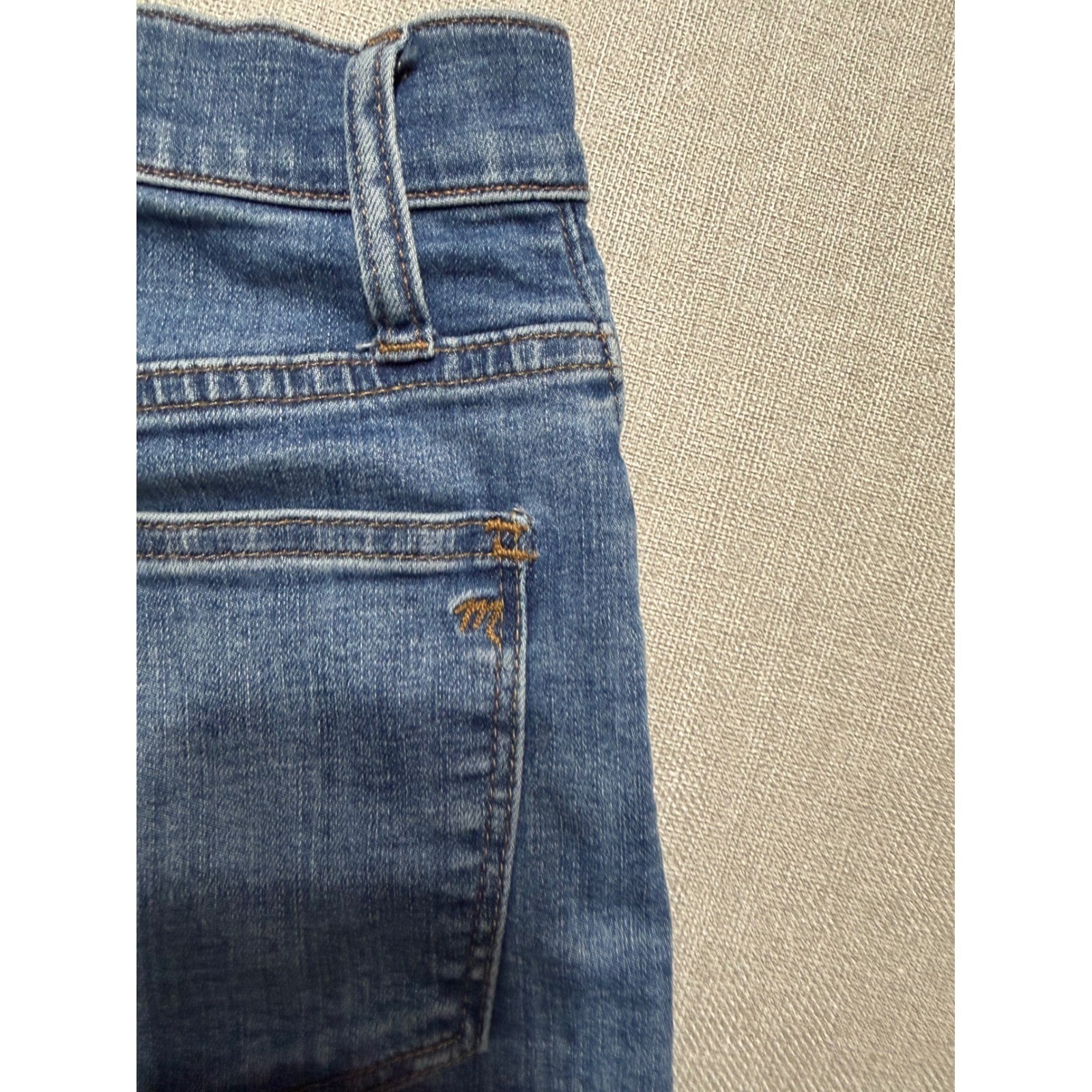 Madewell High-Rise Denim Shorts Size 26 Blue Button Fly Raw Hem Frayed Med Wash