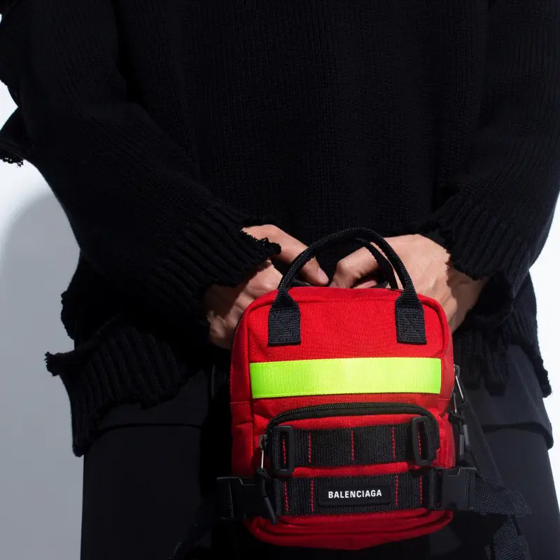 Balenciaga Fire Tote Backpack Backpack Men’s Red/Black 8.6×4.7×7.4 in