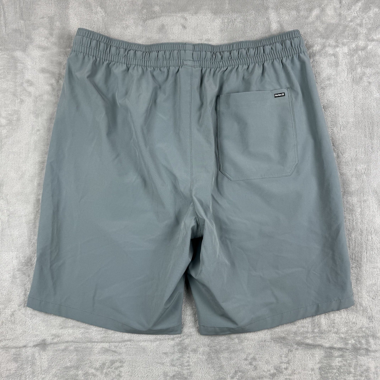 Hurley Men’s Exist Light Weight Sport Shorts Men Size M Hybird Zip Pocket Tech