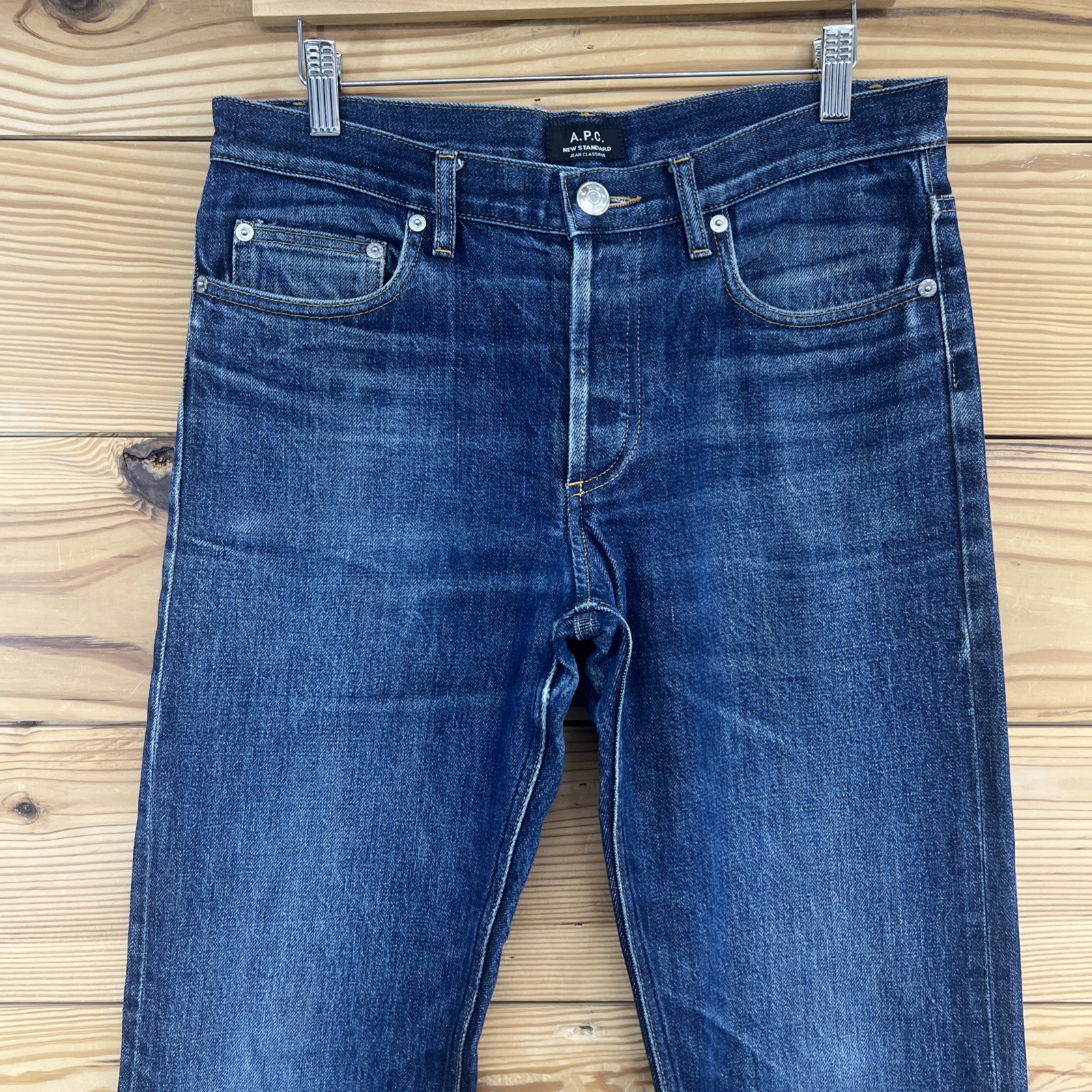 APC Mens Jeans Size 31 33″ Inseam Button Fly Straight Leg 100% Cotton Japan B163
