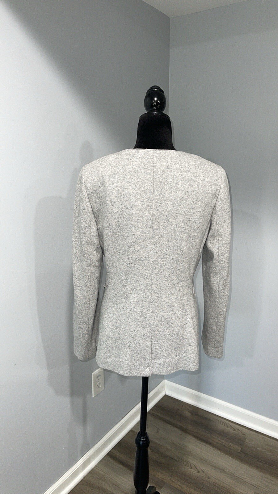 J.Crew Mario Bellucci Italian knit wool jacket size 8 gray oversized pockets