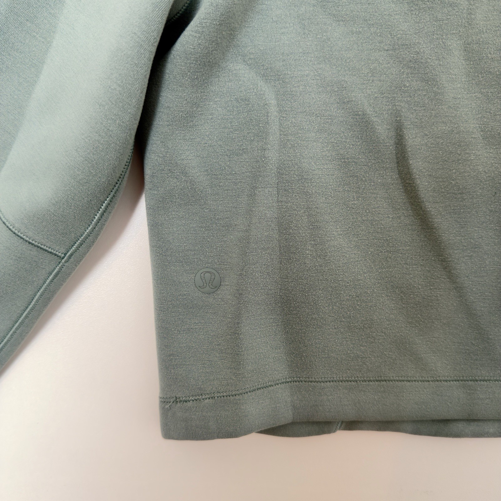 Lululemon Smooth Spacer Cropped Pullover In Crater Blue Size 0 Women’s EUC RARE