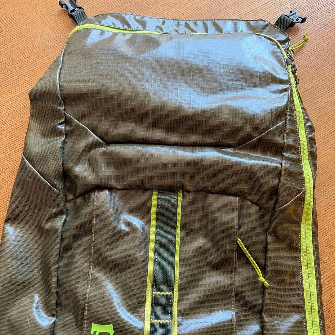 PATAGONIA Black Hole Pack 49331 US 19.7×13.0in Green Durable Backpack Used Japan