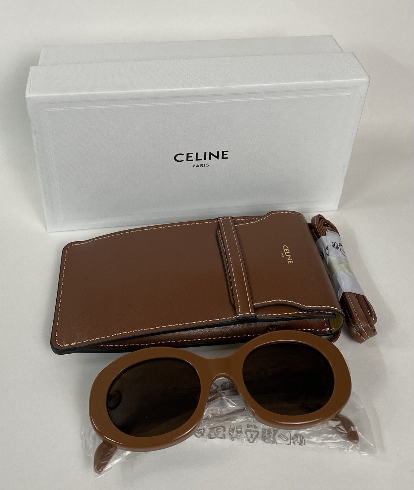 CELINE Triomphe CL40194U Oval Sunglasses Brown Italy w/Full Set Logo