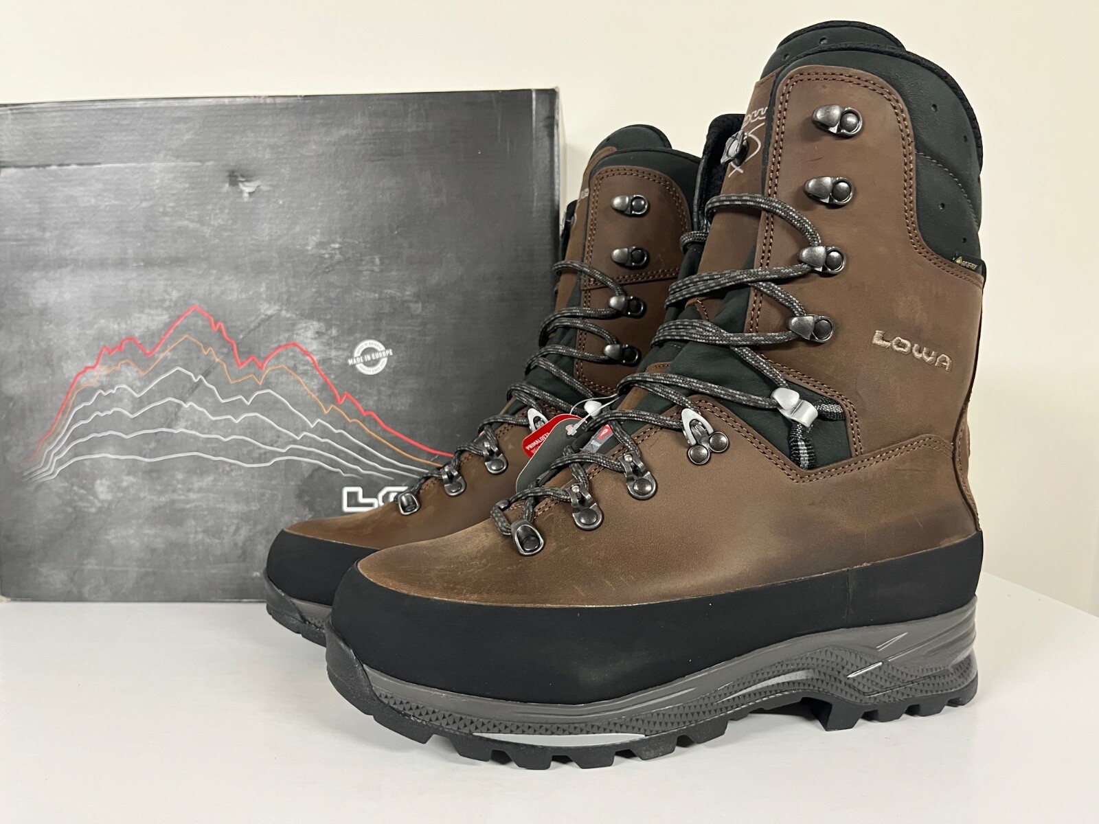 NIB LOWA Hunter GTX Evo Extreme WATERPROOF Brown Boot Hiking Hunting 210894 0492
