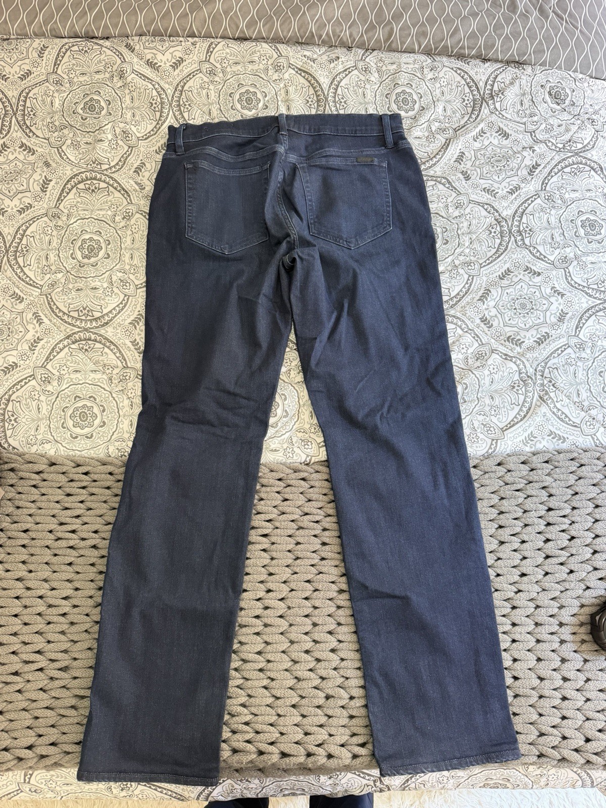 Joe’s Jean Size 34 x 32 The Brixton Straight + Narrow Kinetic Dark Blue