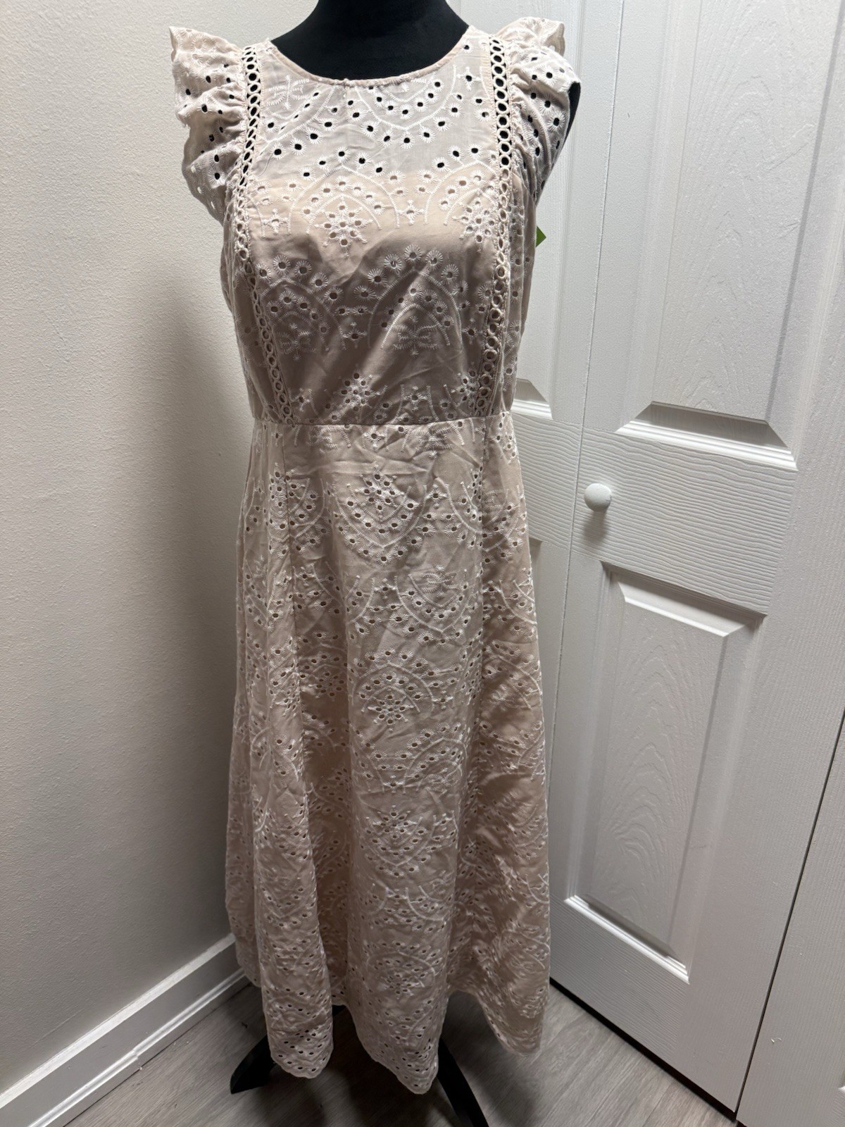 Sam Edelman Natural Solid Eyelet Midi Dress Ruffle Sleeve Round Neck 10 M65223