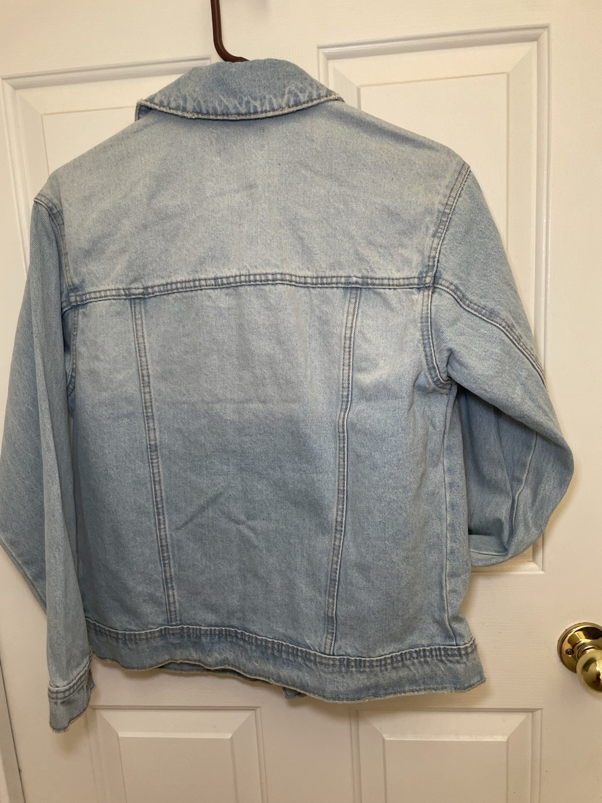 NWT XS Oversized Blue Light Wash Denim Jacket Button Front Pockets