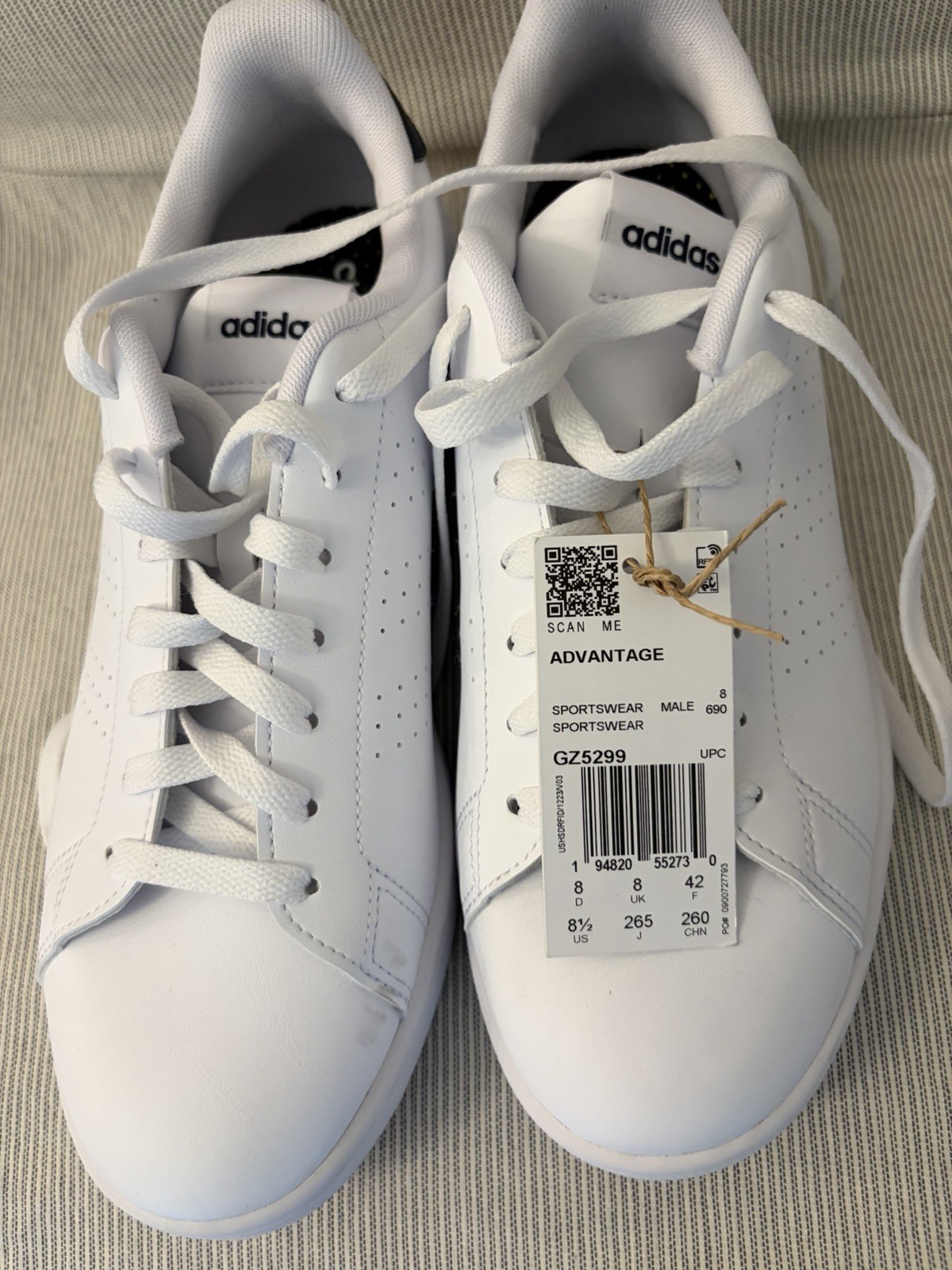 New adidas Advantage Men’s Low Top Leather Lace,Up Sneakers WhiteBlack,8.5 men’s