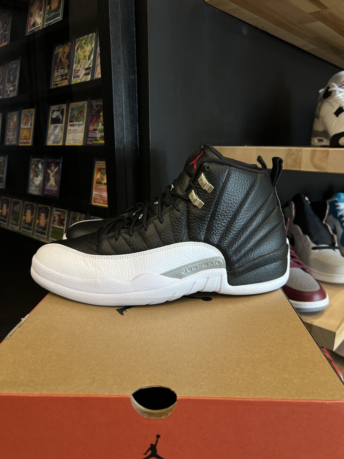 Jordan 12 Retro Playoffs (2022) Size 13, PREOWNED