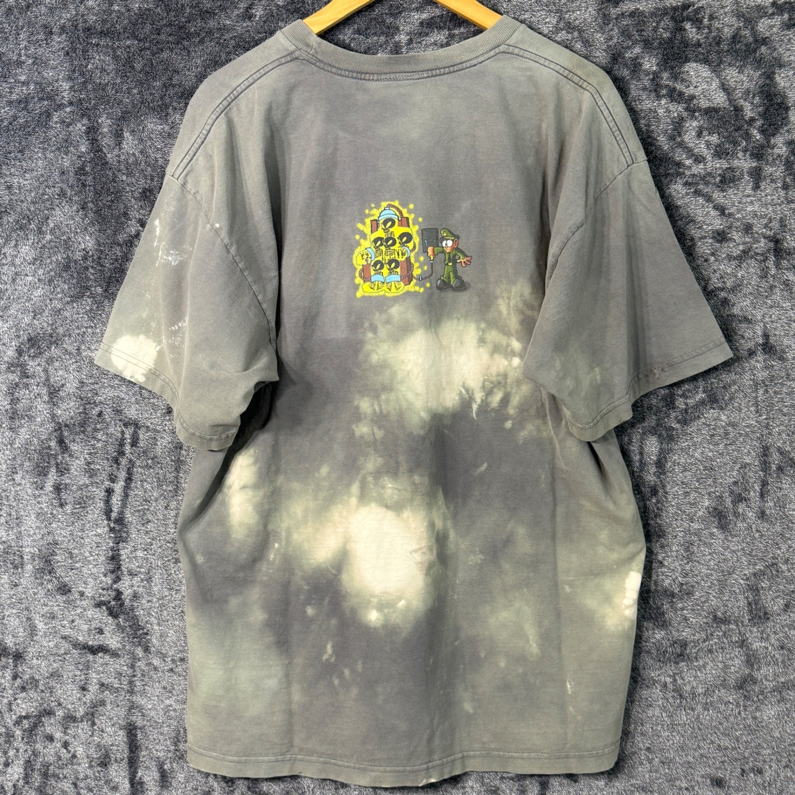 Vintage Alien Nation T-Shirt 2XL Gray Bleach Electric Chair Alien Skater