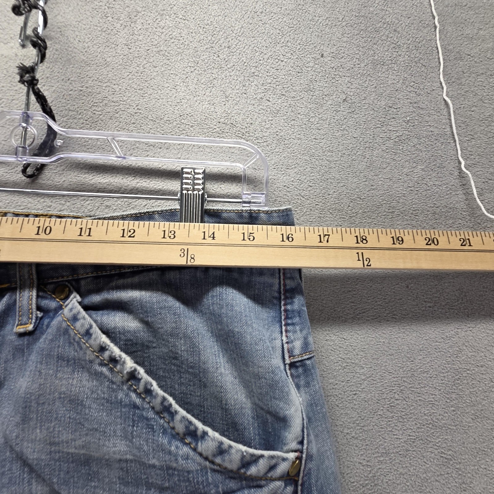 Vintage Levis Engineered Jeans Mens Blue Twisted Button Fly Fits 32×32