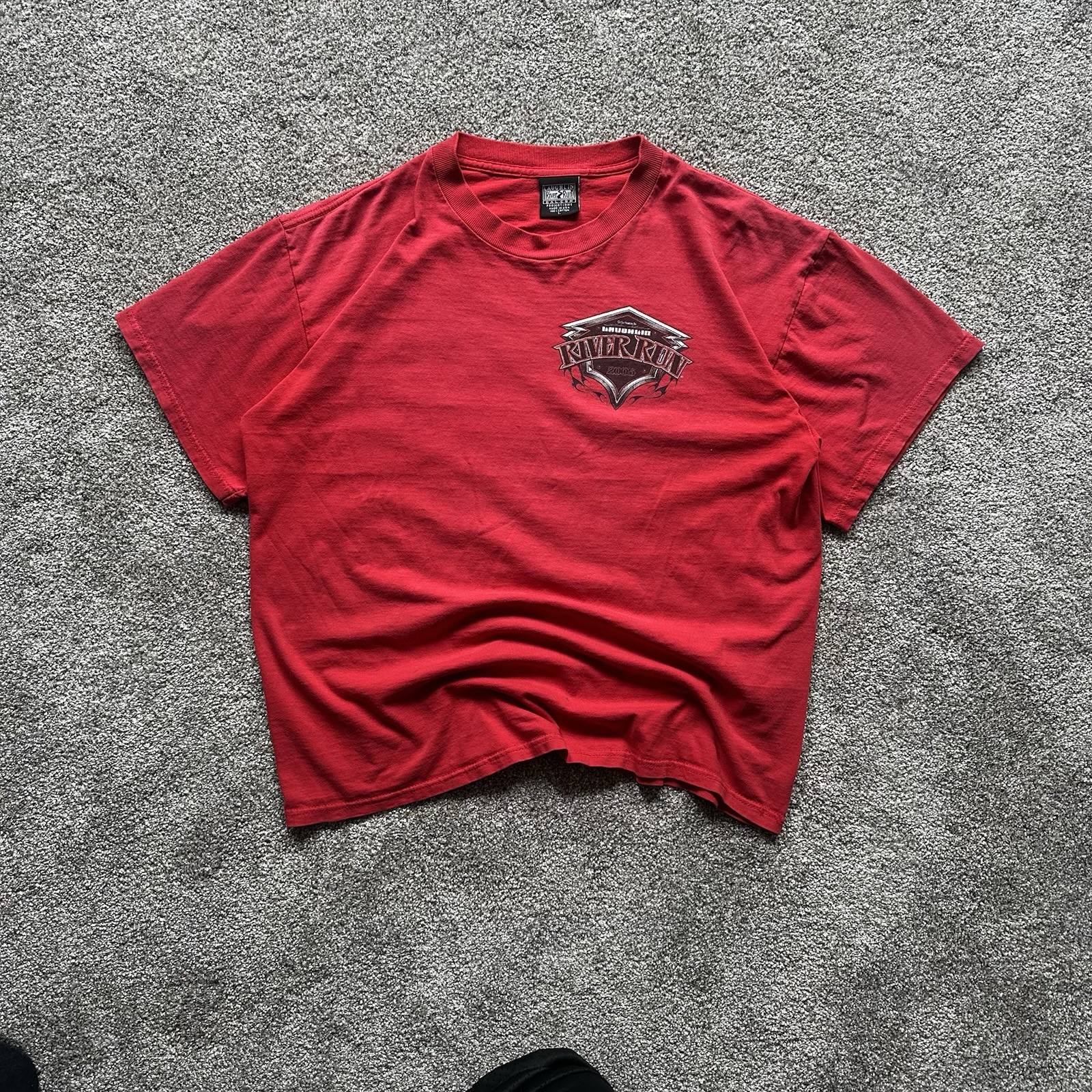 Y2k made in usa Red laughin River Run 2003 Graphic T-Shirt mens