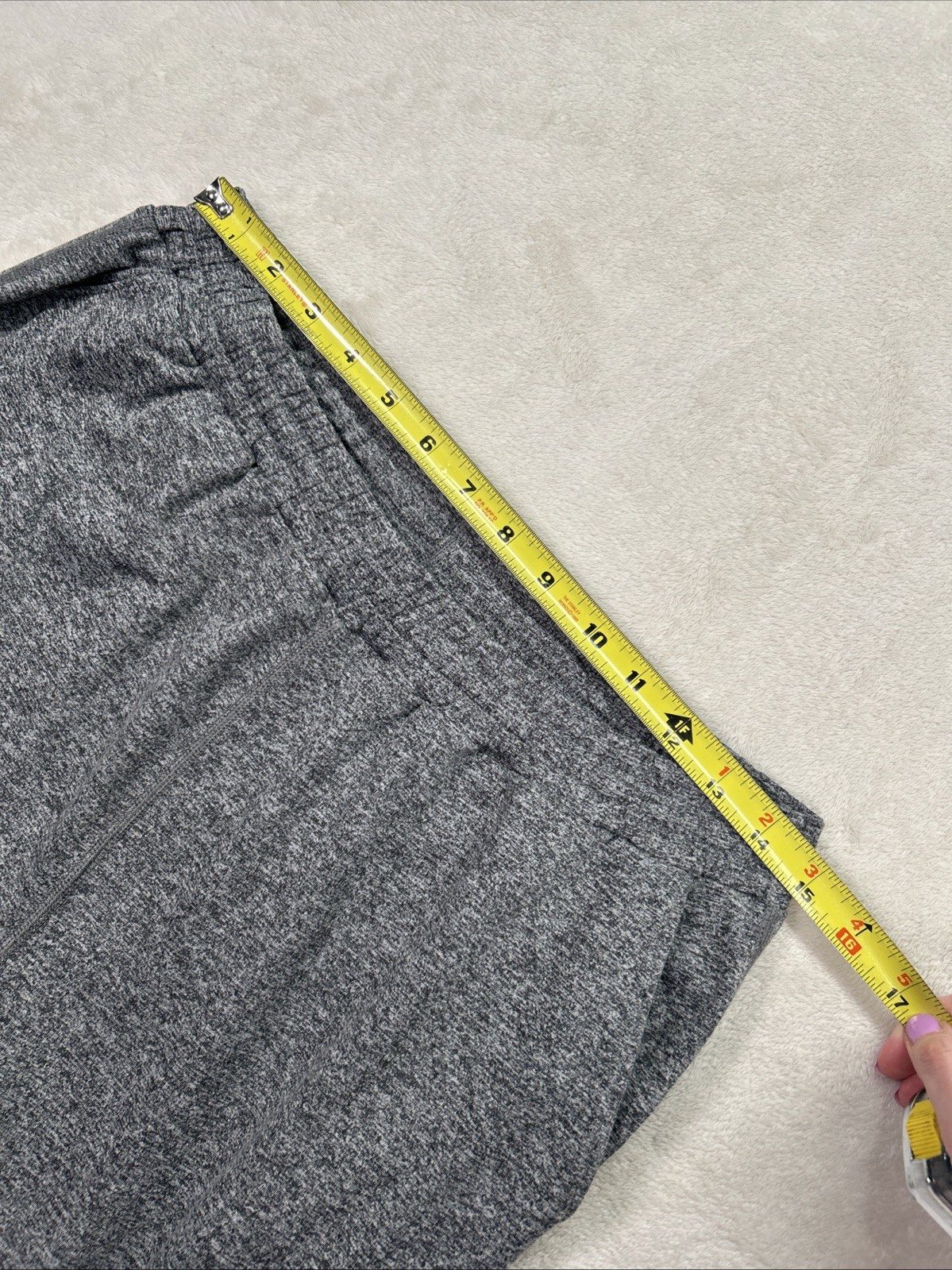 Vuori Boyfriend Jogger Pants Knit Sweatpants Heather Gray Women’s Medium VW457