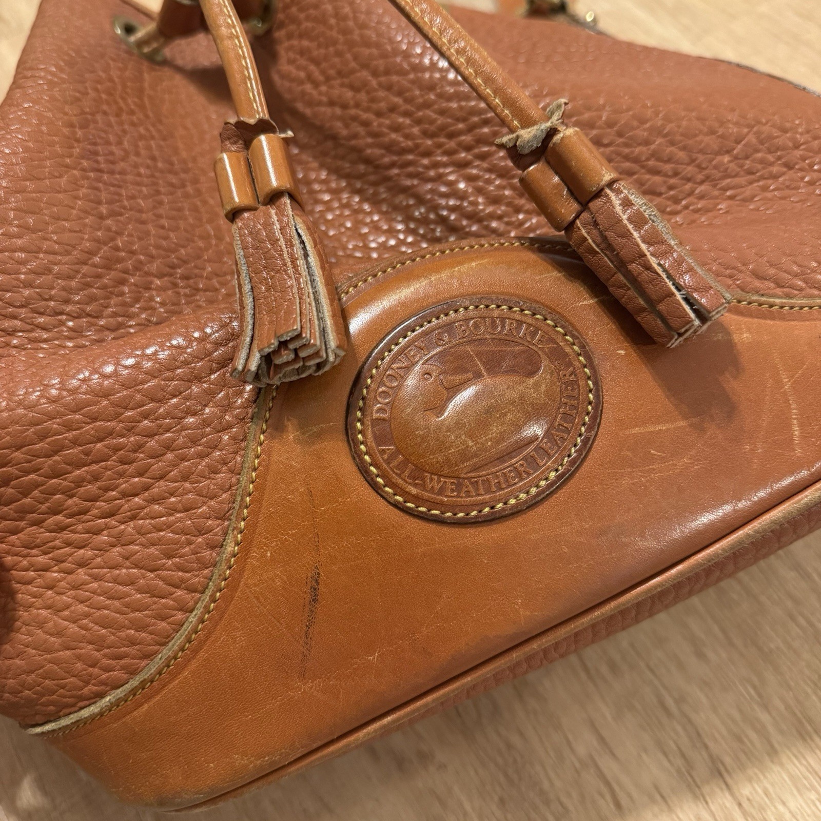 Vintage Dooney & Bourke AWL Leather Drawstring Bucket Bag Tan Crossbody
