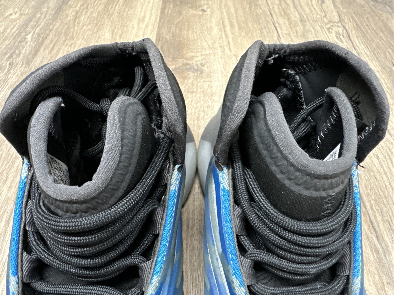 Men’s Size 7 – adidas Yeezy Quantum Frozen Blue *RARE*