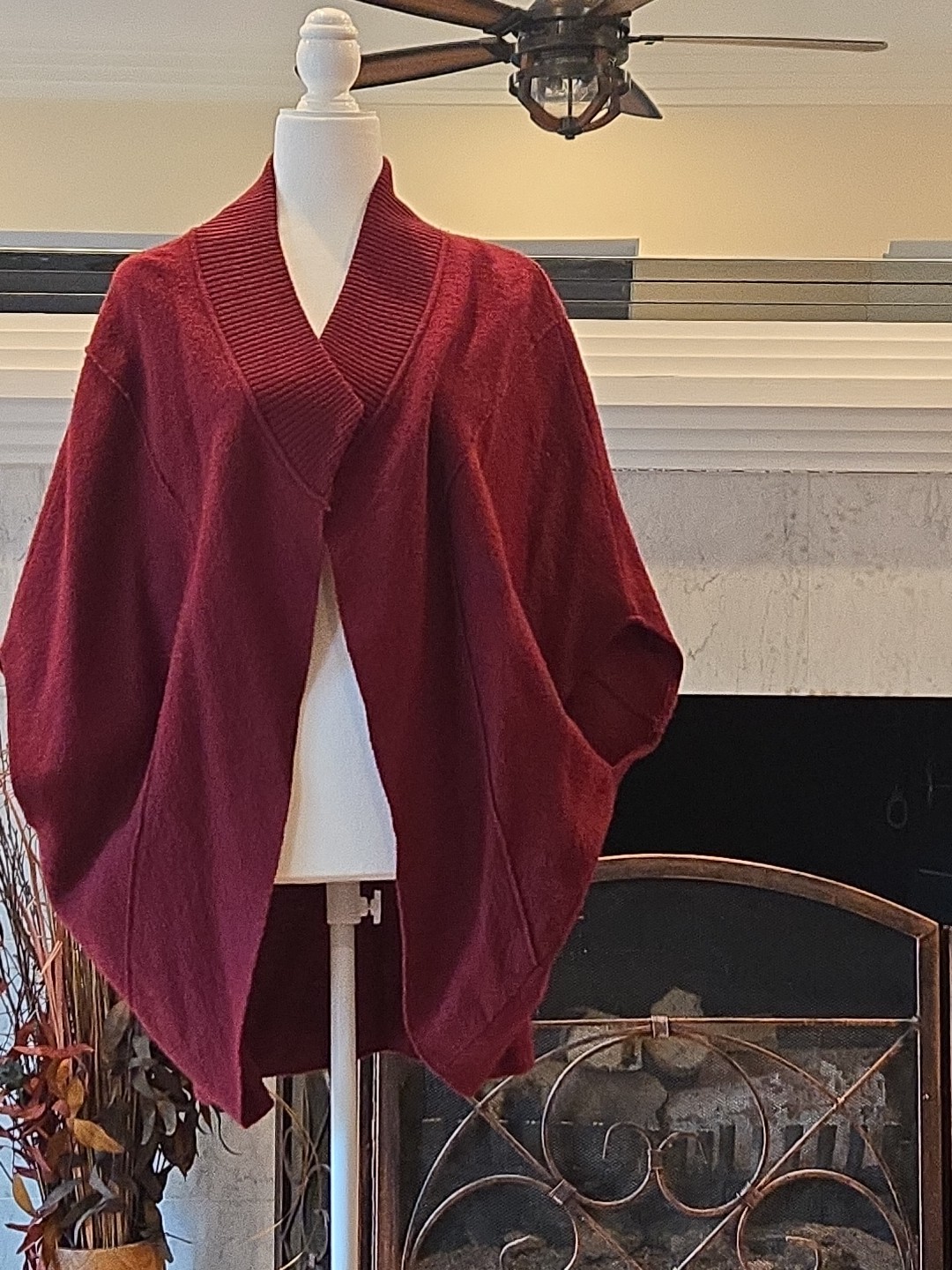 Moth Sweater Open Cape Cardigan Burgundy Women Oversized Batwing LARGE Wool