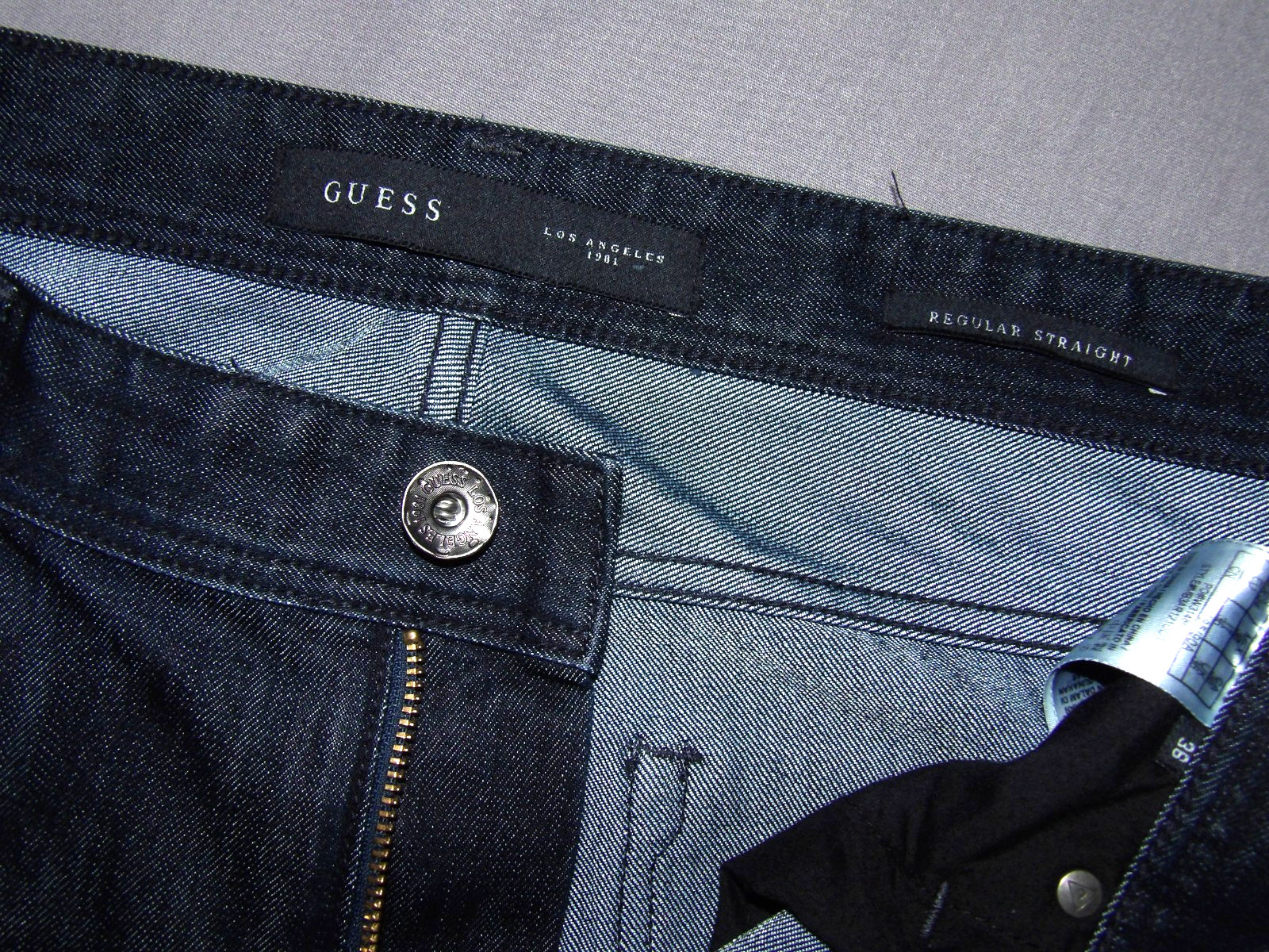 GUESS Dark Wash Stretch Regular Straight Leg Denim Jeans Men’s 36 X 34