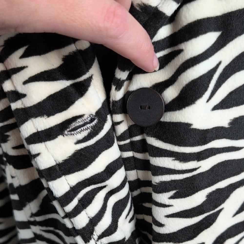 Zebra Print Long Trench Coat New LG Mob Wife Maximalists Funky Edgy Button Front