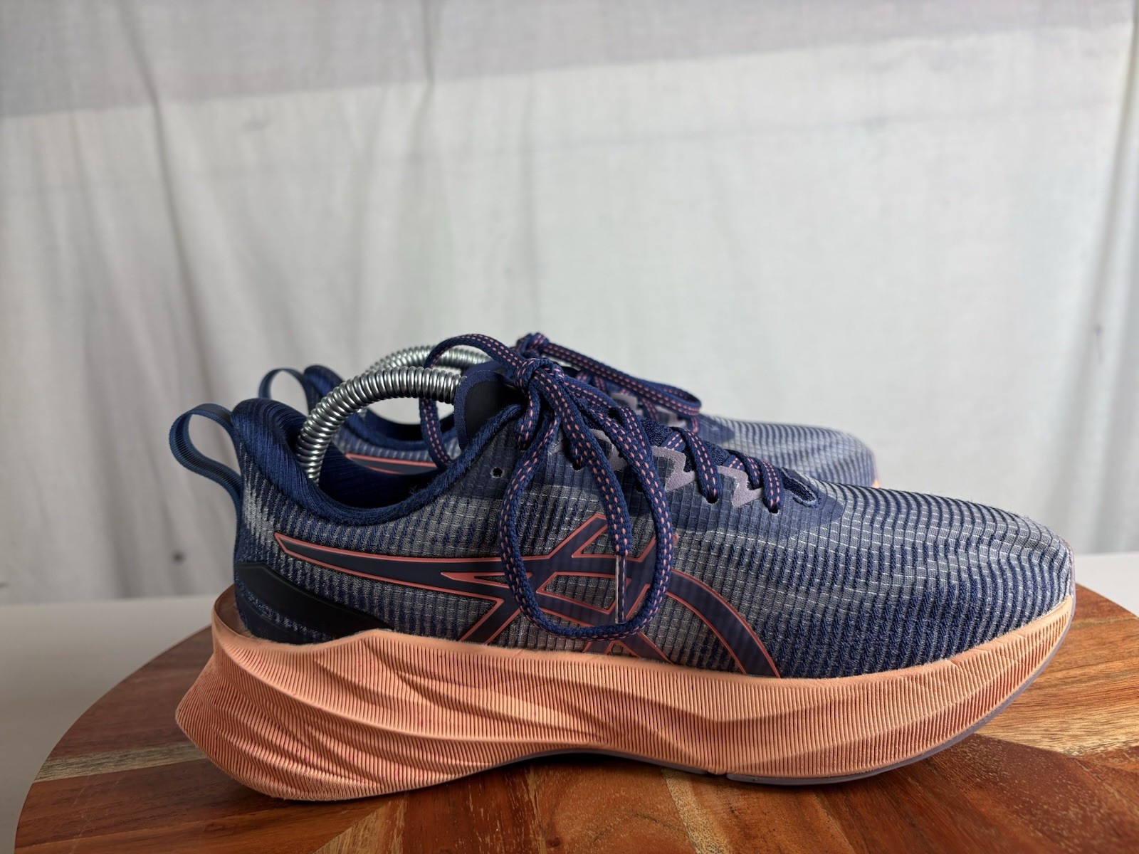 ASICS Novablast 3 Le Indigo Blue 1012B410 Women’s Size 7