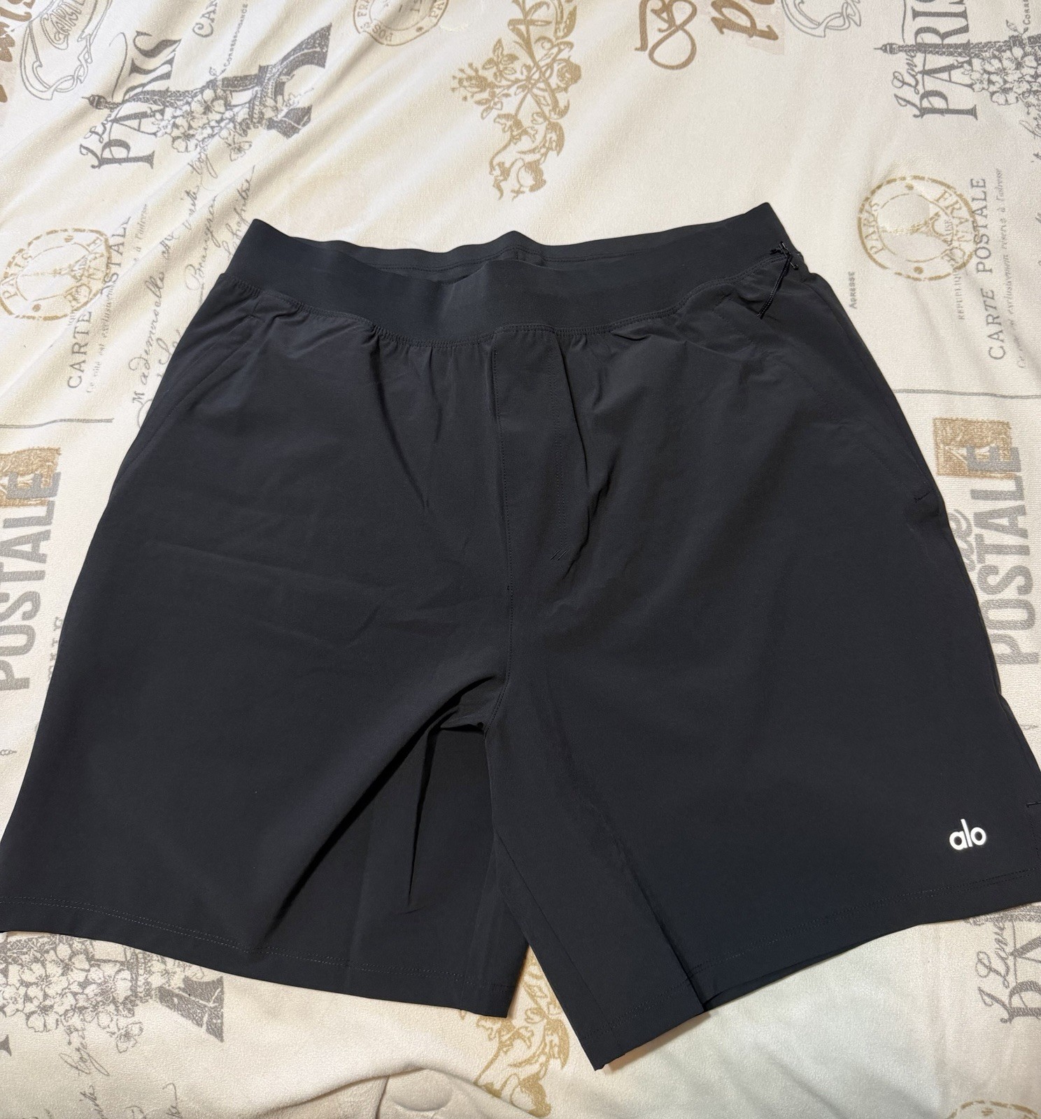 Alo Yoga 7” Repetition Short Size Large