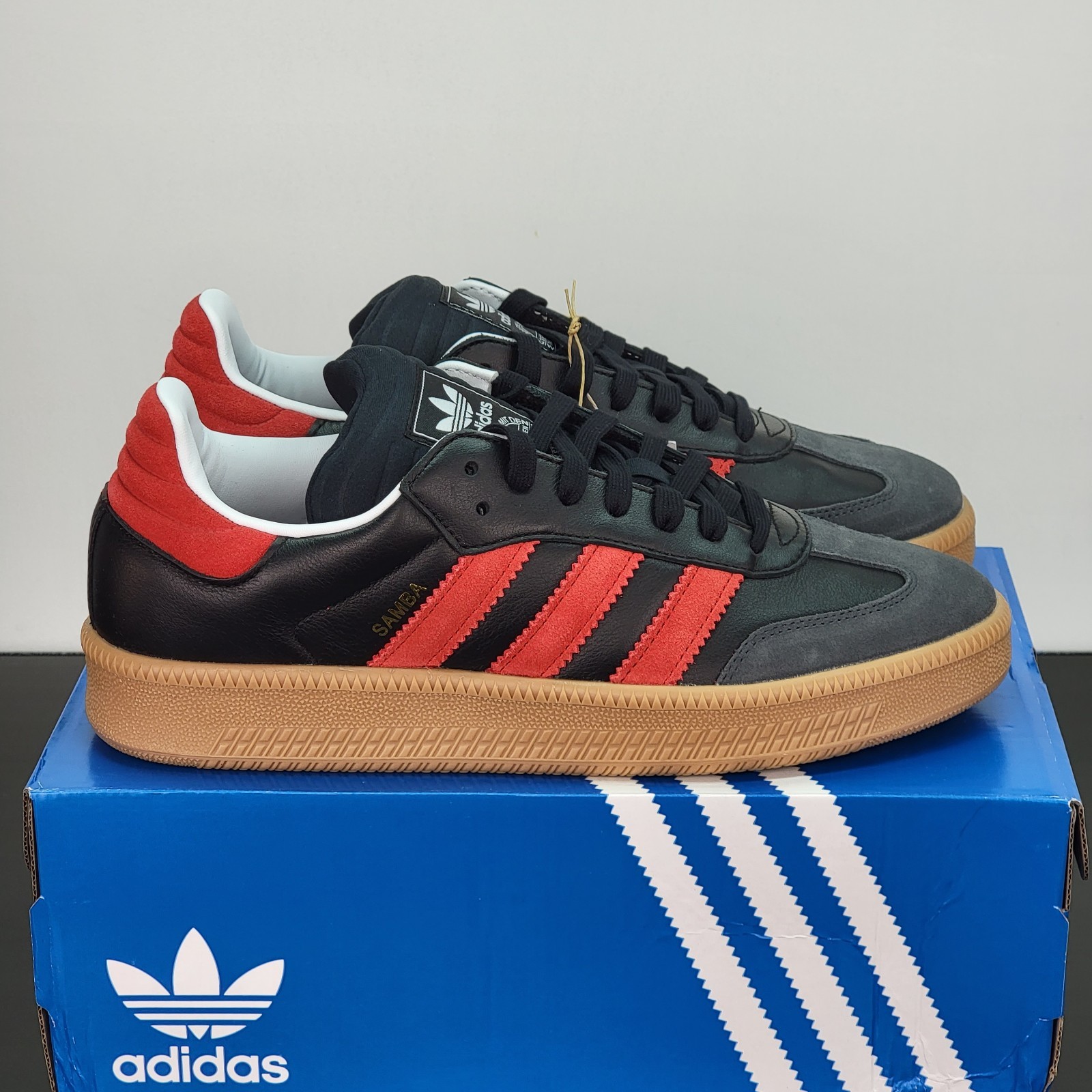 Adidas Samba XLG Men’s Size 10 Athletic Shoes Black Red Soccer Sneakers