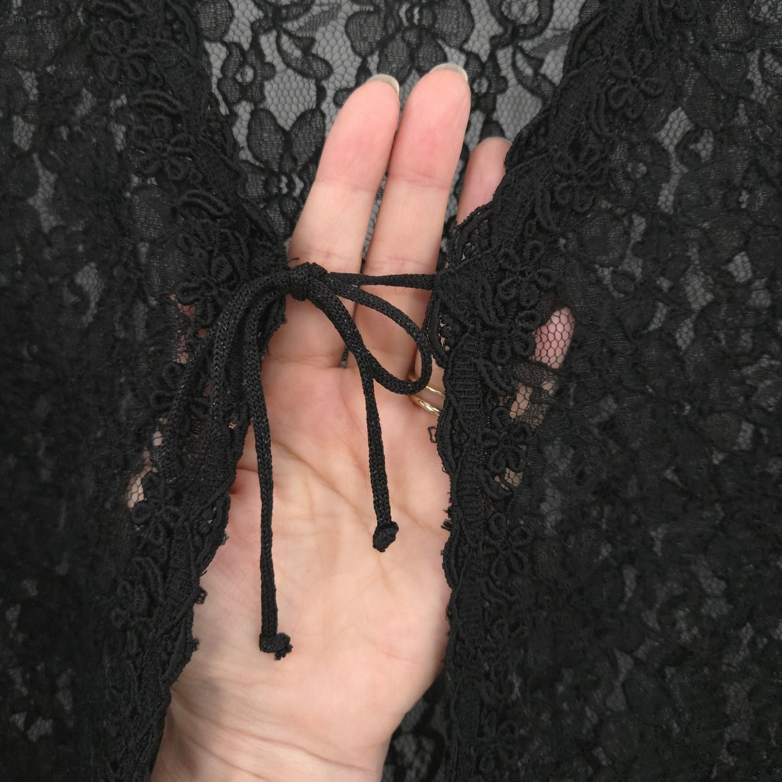 Magnet Art Lynn Yang Lace Cardigan Vintage Women L Black Sheer Tie Front Shrug