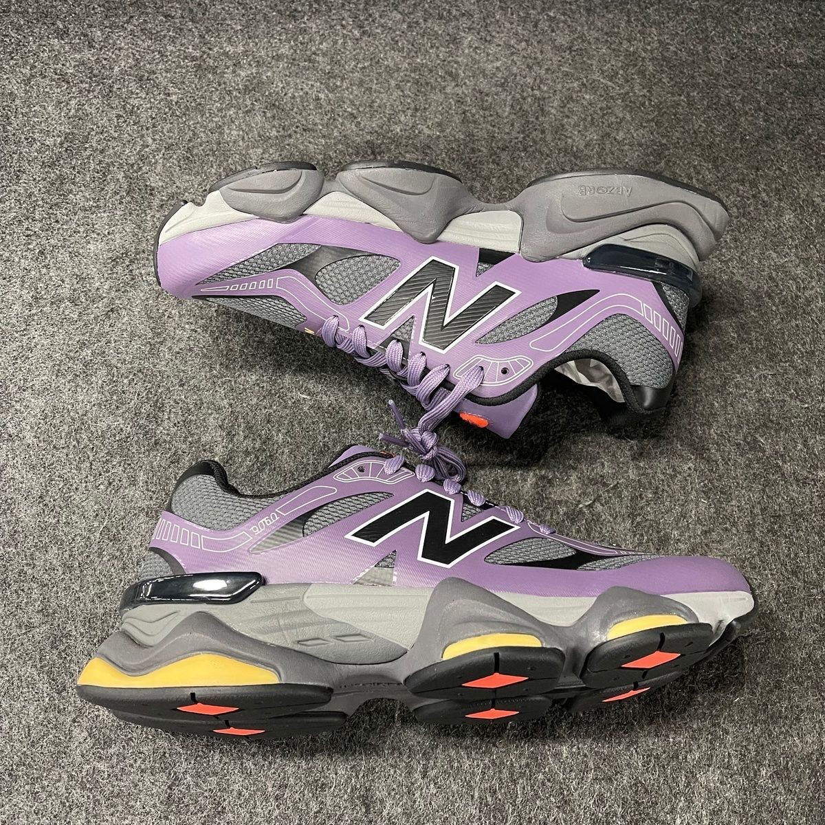 NEW BALANCE 9060Z Lifestyle Sneaker Unisex Size US M8.5/W10 D Purple