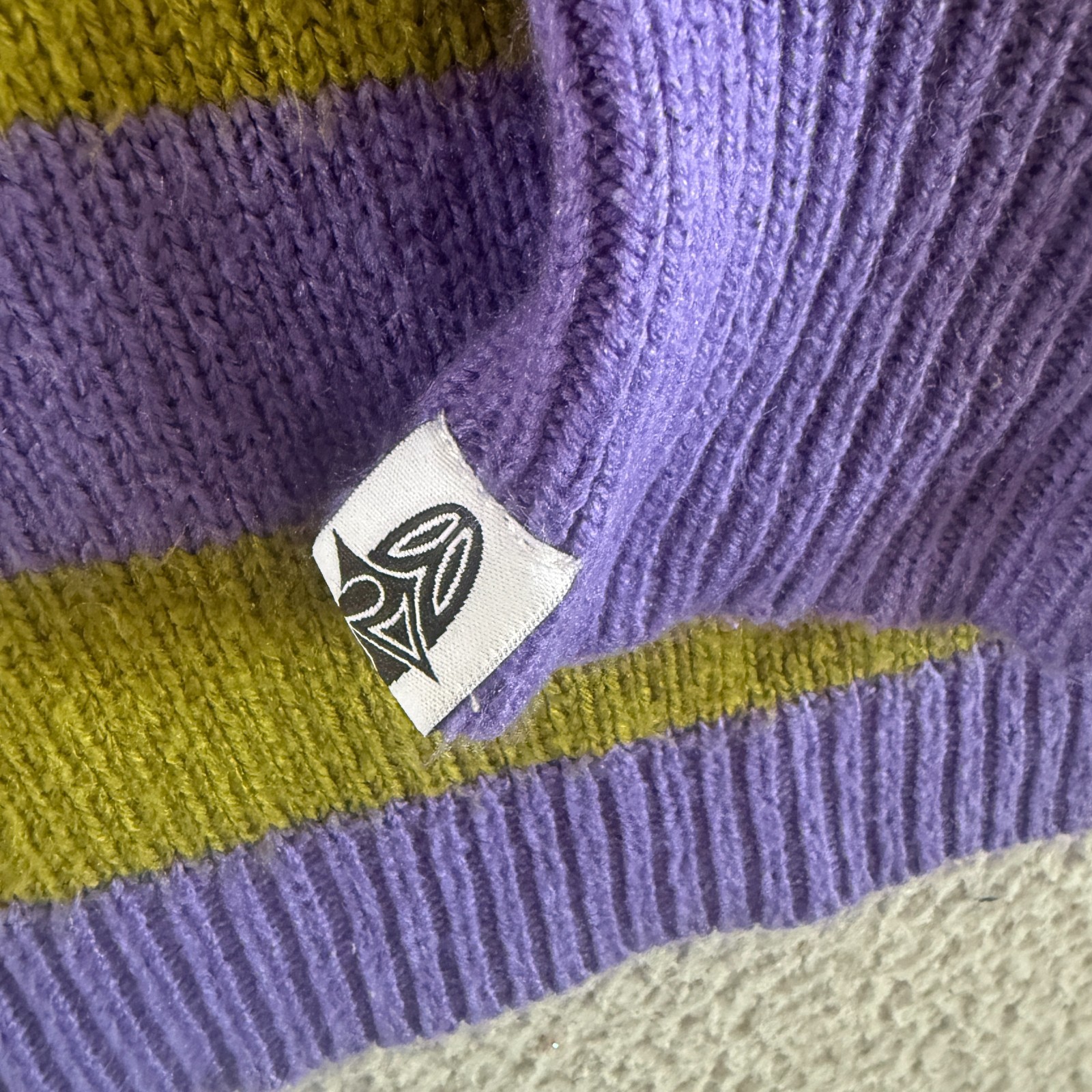 Basic Pleasure Mode Striped Star Sweater sz 10 Dolls Kill Urban Outfitters