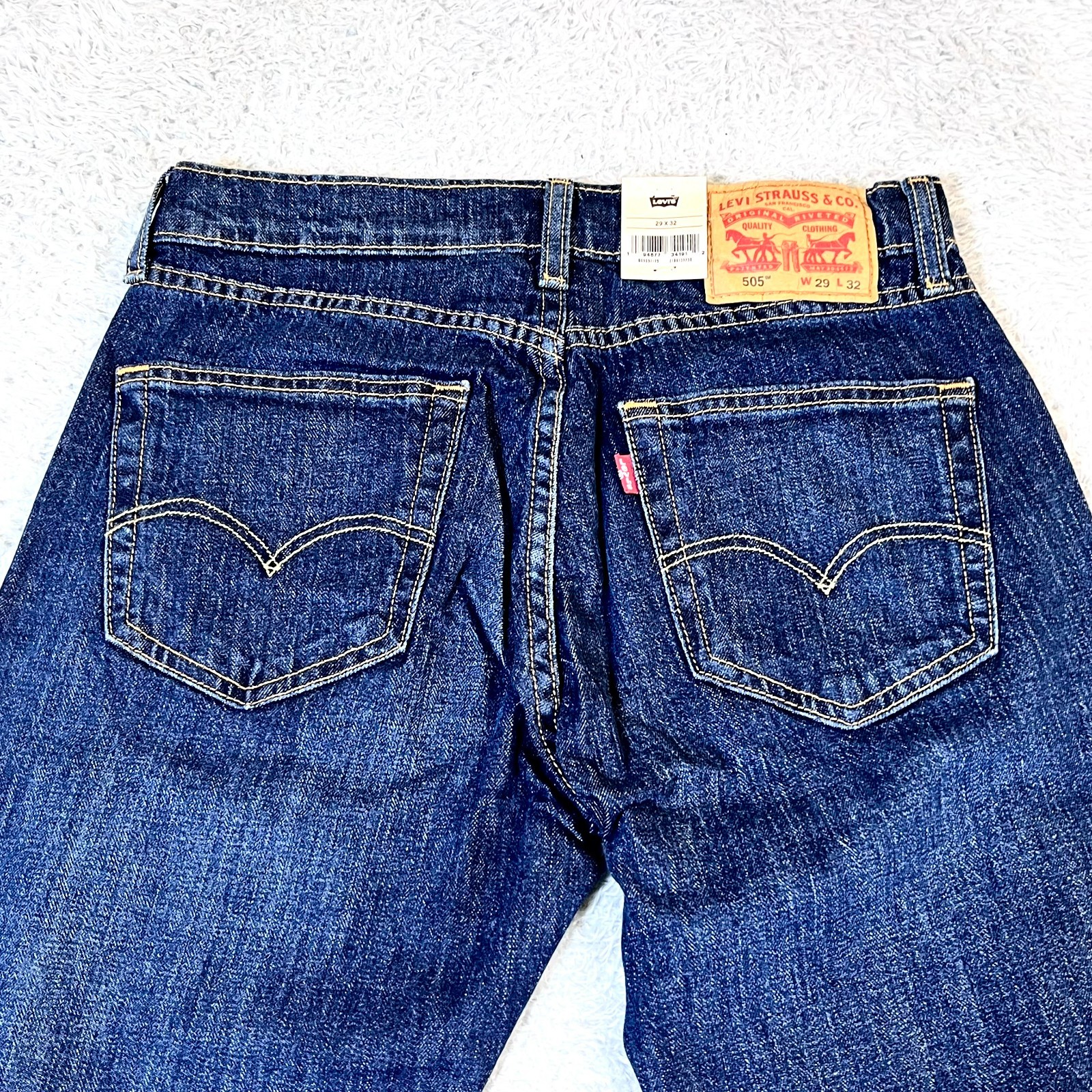 Levi’s Men’s Blue Denim 505 Regular Eco Ease Straight Fit Jeans 29×32