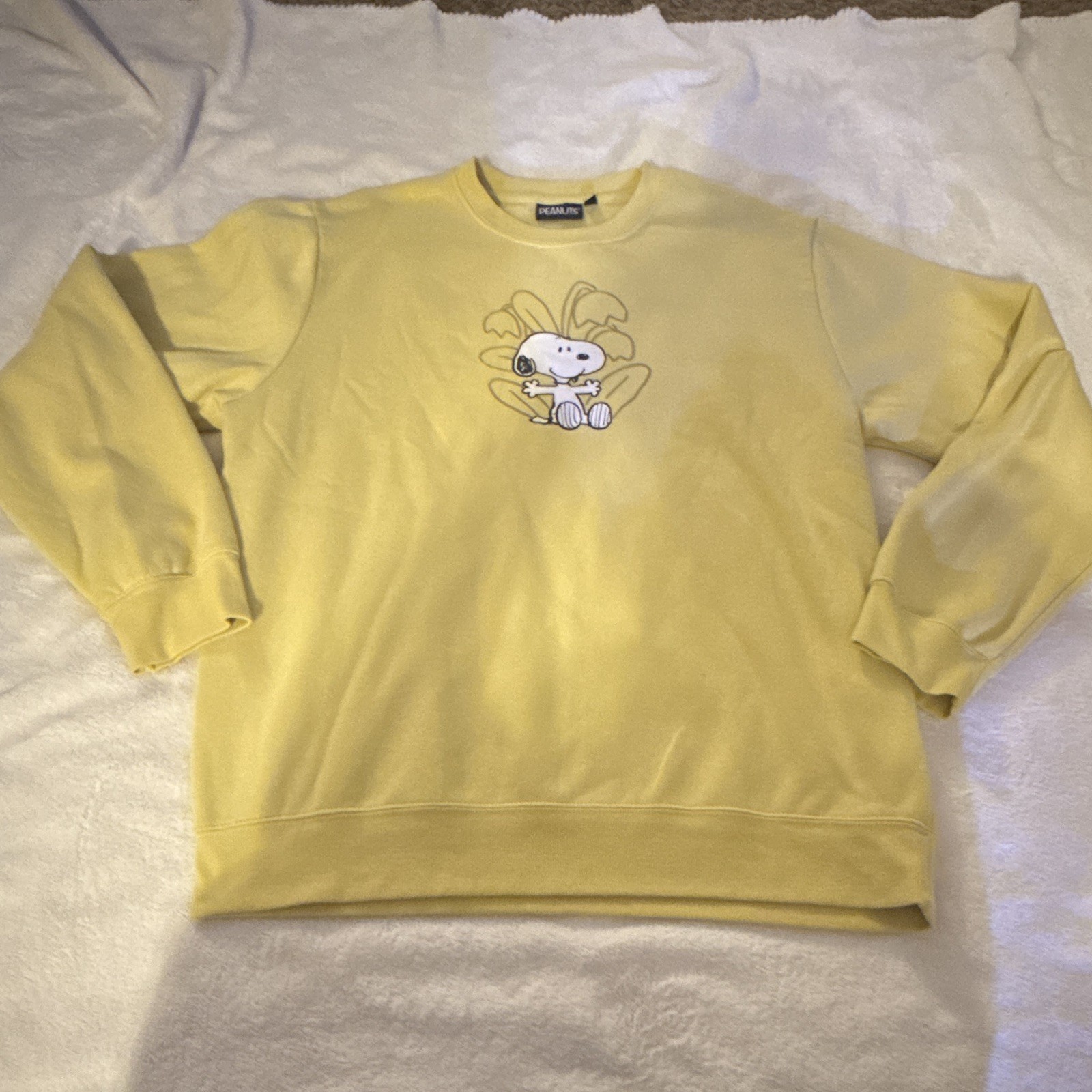 Peanuts Snoopy Y2K Vintage Yellow Crewneck Pullover Sweatshirt L