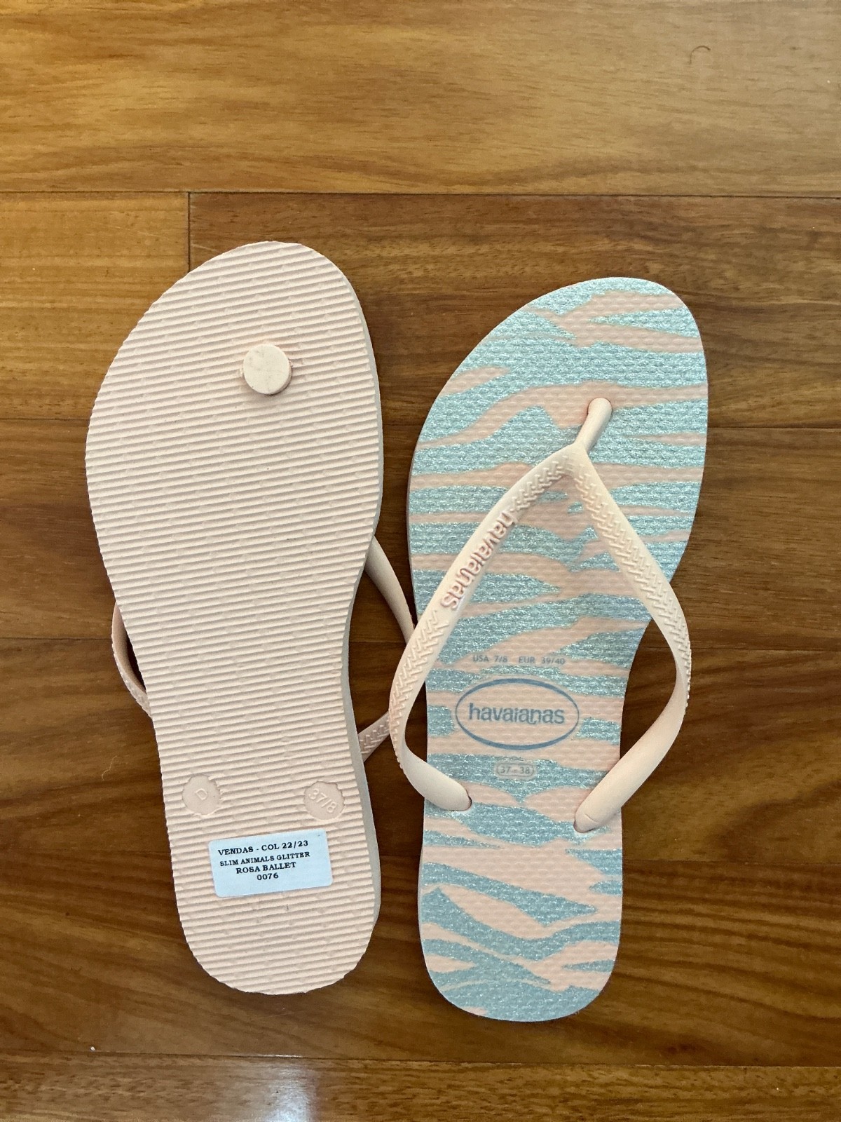 Havaianas Slim Animals Glitter Flip Flop, Silver/Grey, and other colors Size 7/8
