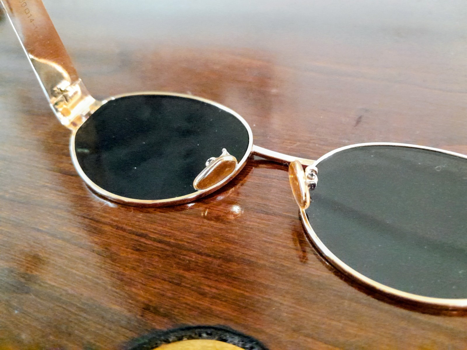 Celine Triomphe Metal 01 Sunglasses Pristine Gold CL40235U 4S235 Green Lens MINT
