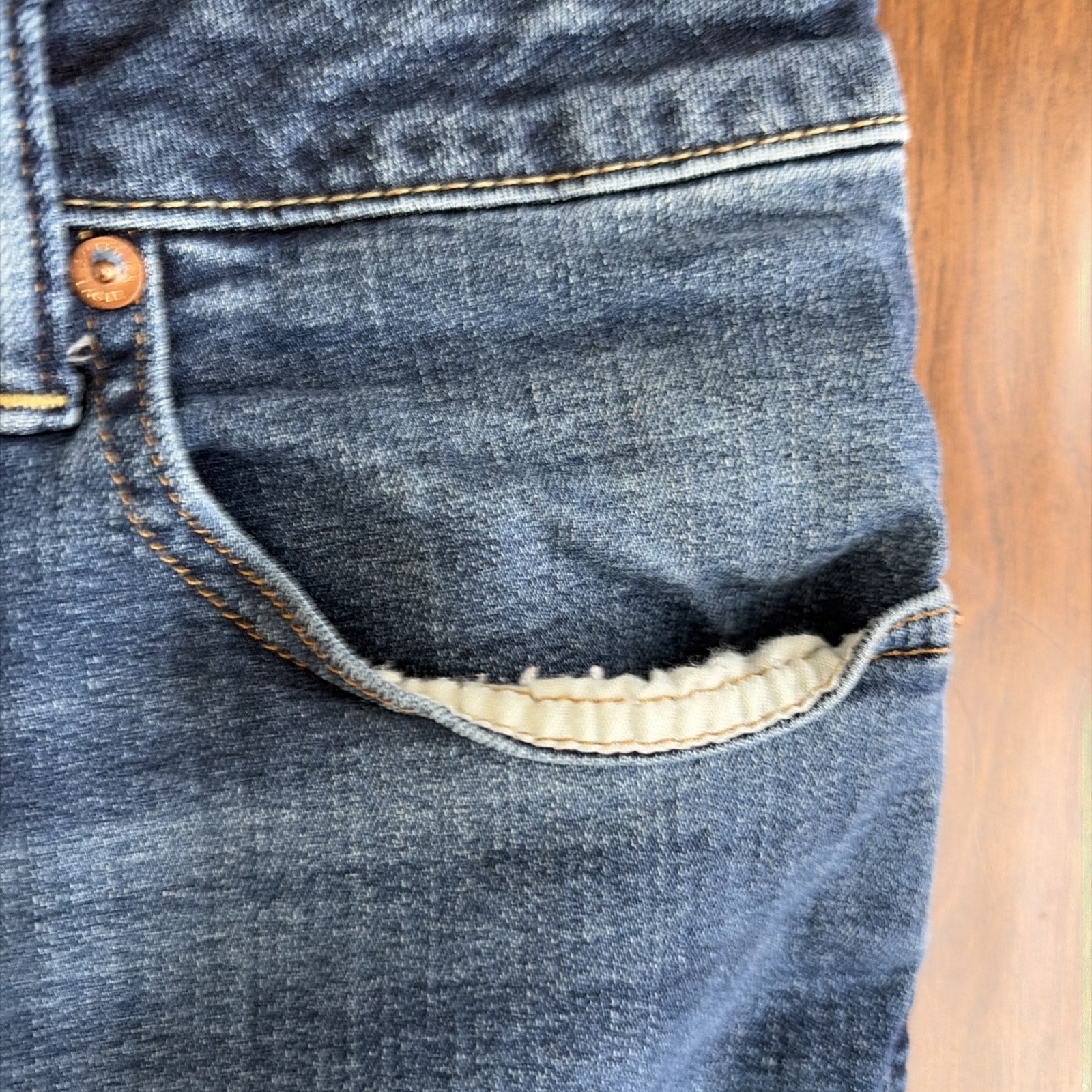 American Eagle Outfitters Men’s Jeans Size 36X30 Measure 36X29 Air Flex AM2