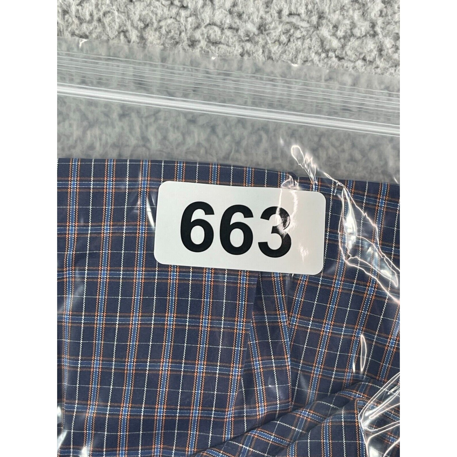 Nautica Shirt Mens 34 / 35 Button Down 17.5 in Blue Purple Plaid Non Iron Cotton