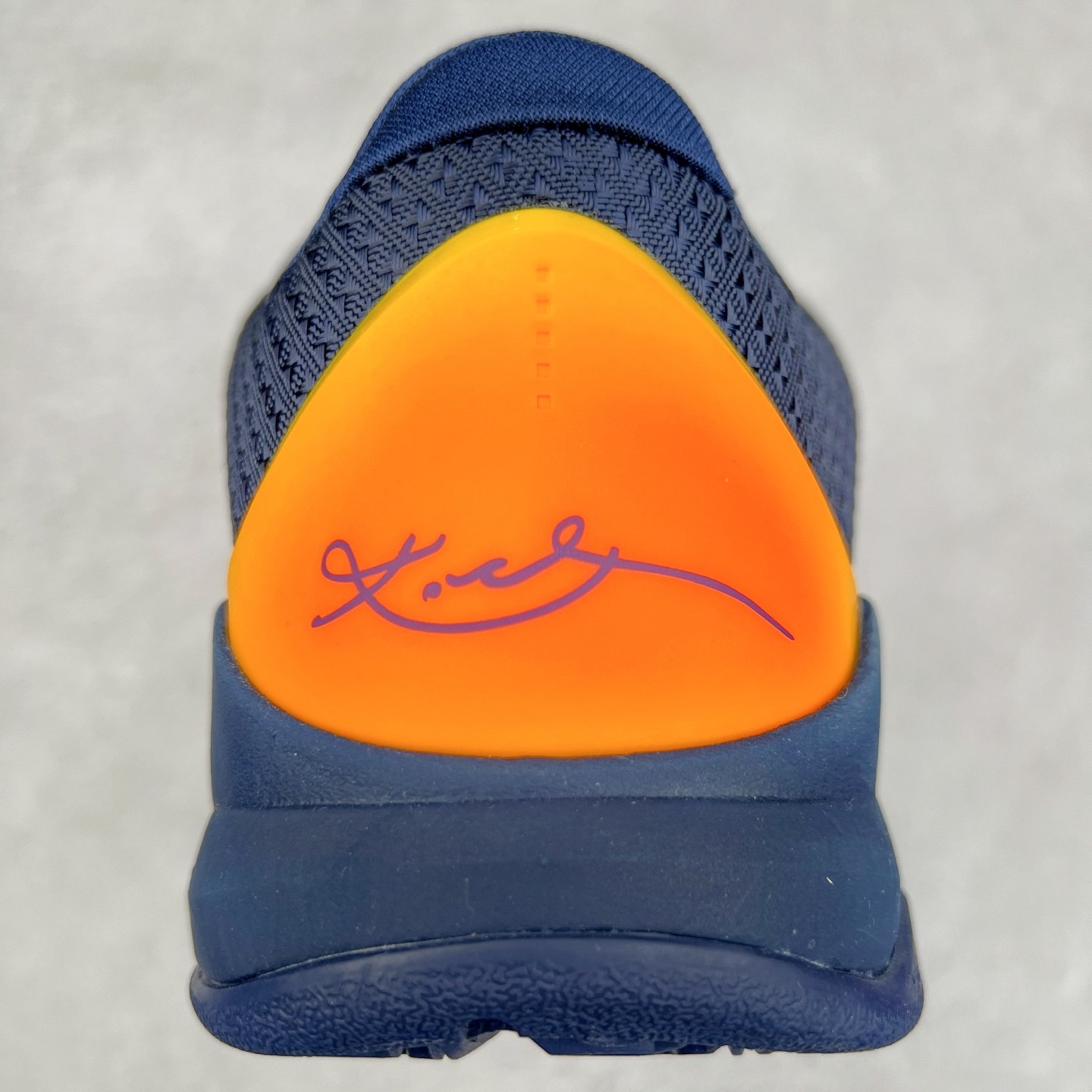 New NK Caitlin Clark x Kobe 5 Protro “Indiana Fever” IM3207-400 Athletic Shoes