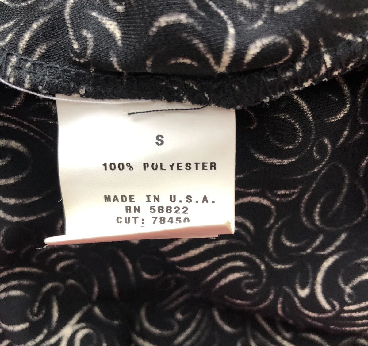 STUDIO M Short Black Cream Top Size Small Womens