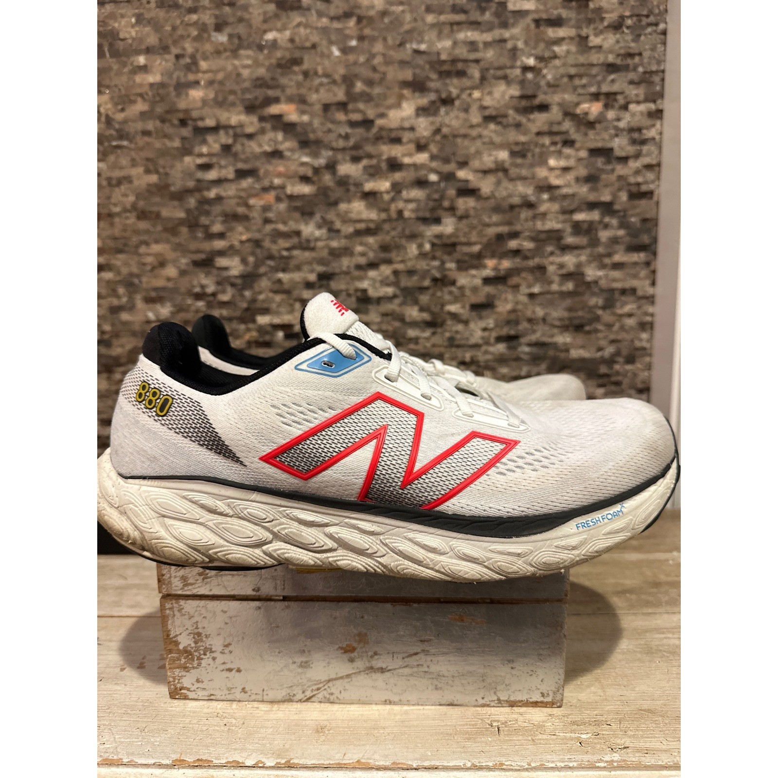 New Balance Fresh Foam X 880 v14 Mens Running Shoes White Red M880C14 Size 13