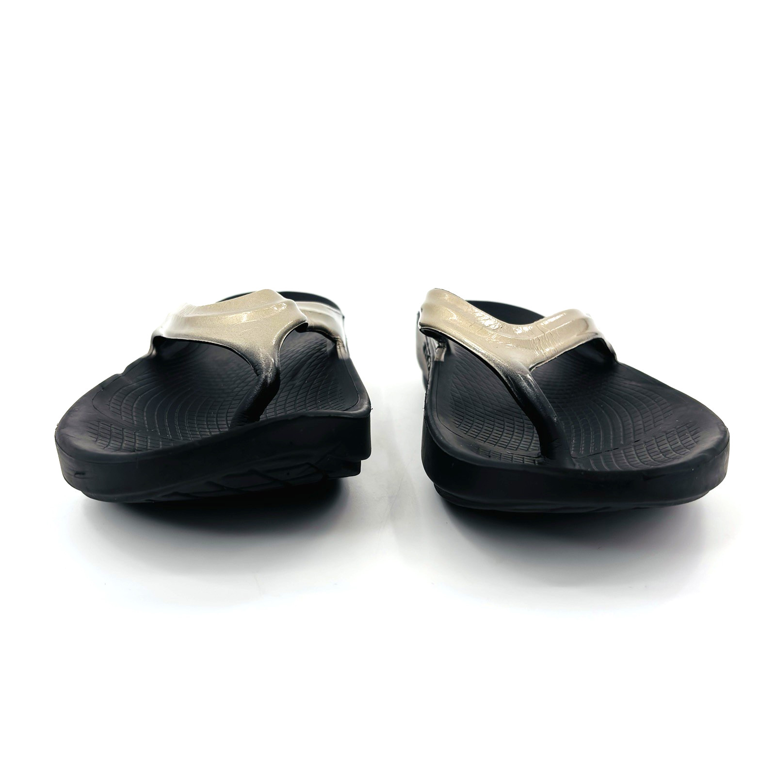 Womens 9 40 OOFOS OOlala Black Latte Thong Sandals Flip Flops Recovery Comfort