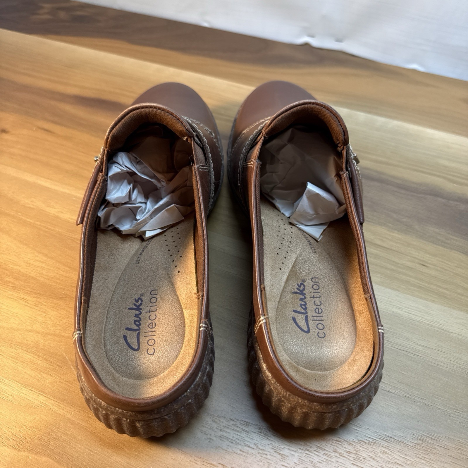 Clarks Women’s Caroline Bay Leather Clogs Mules Shoes size 8.5 Brown Comfort
