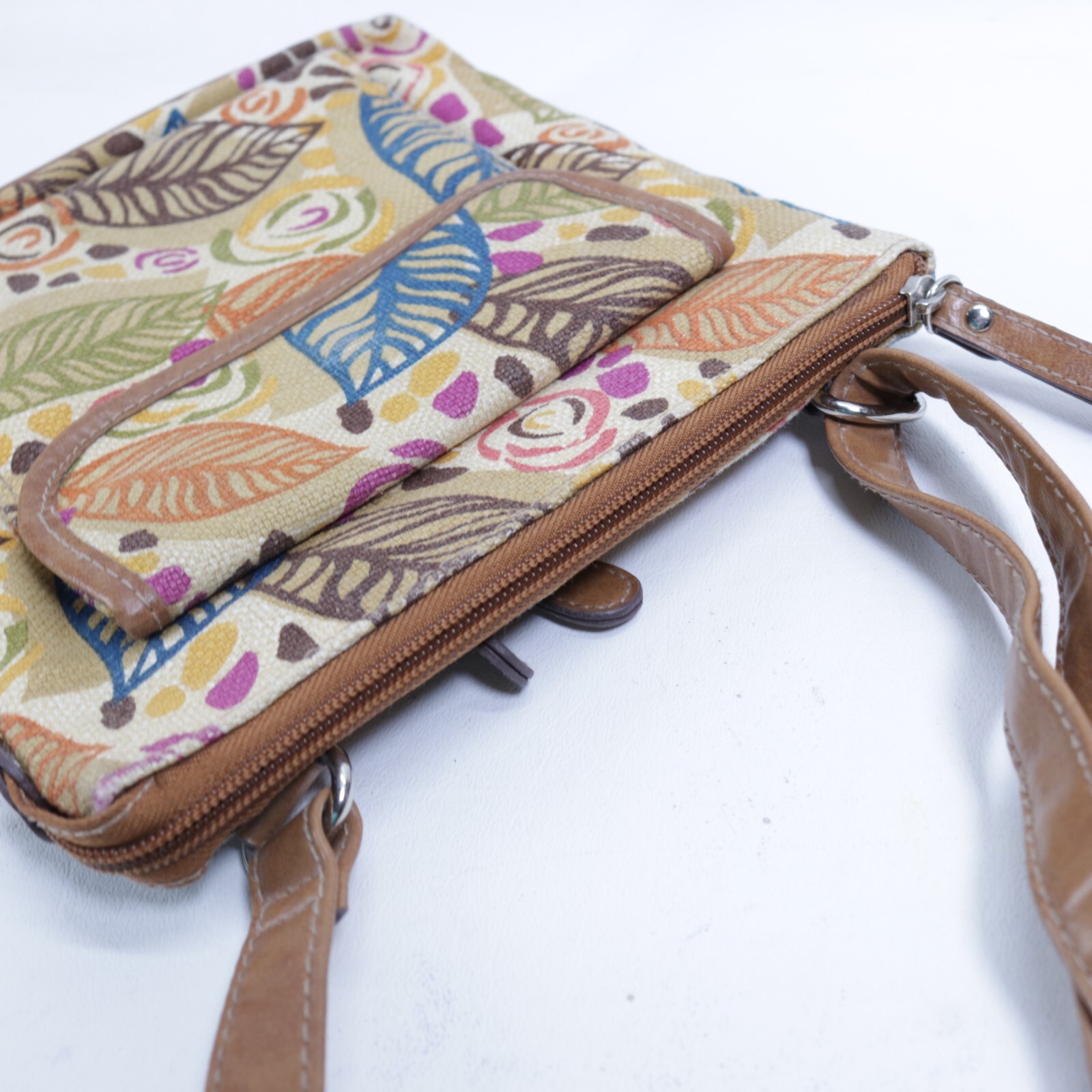 Relic Crossbody Handbag S Multicolor Floral Canvas Nylon Organizer Pockets Cards