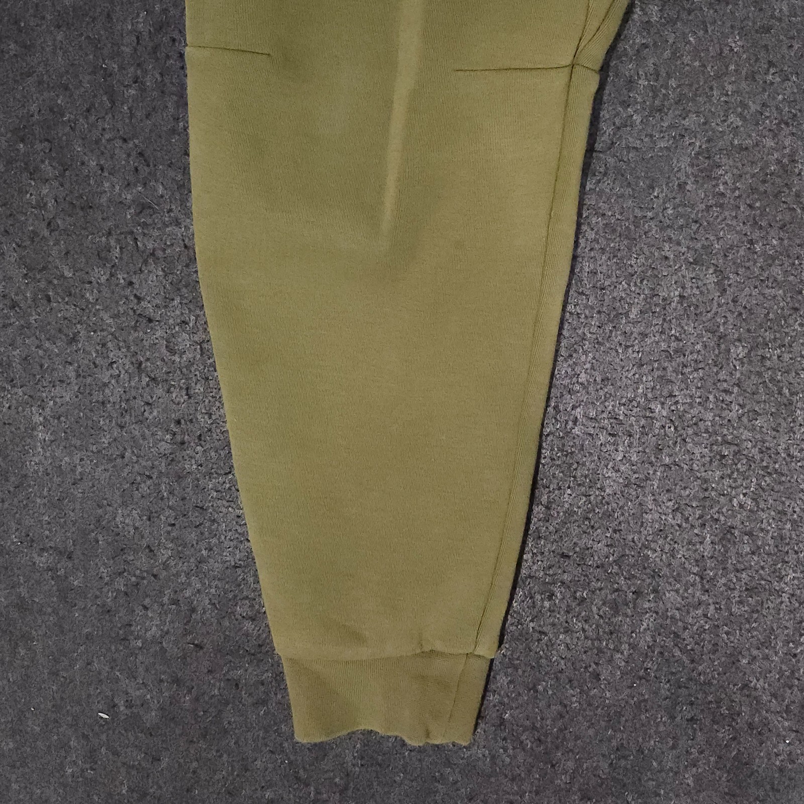 Nike Tech Fleece Jogger Sweatpants Mens Medium Olive Green Drawstring Sportswear