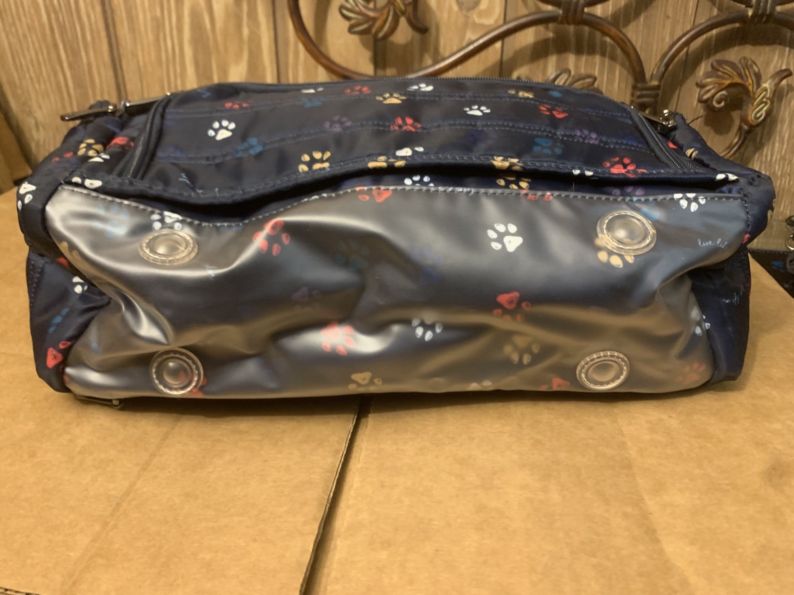 Lug 7 Piece Travel Set Paws accessories