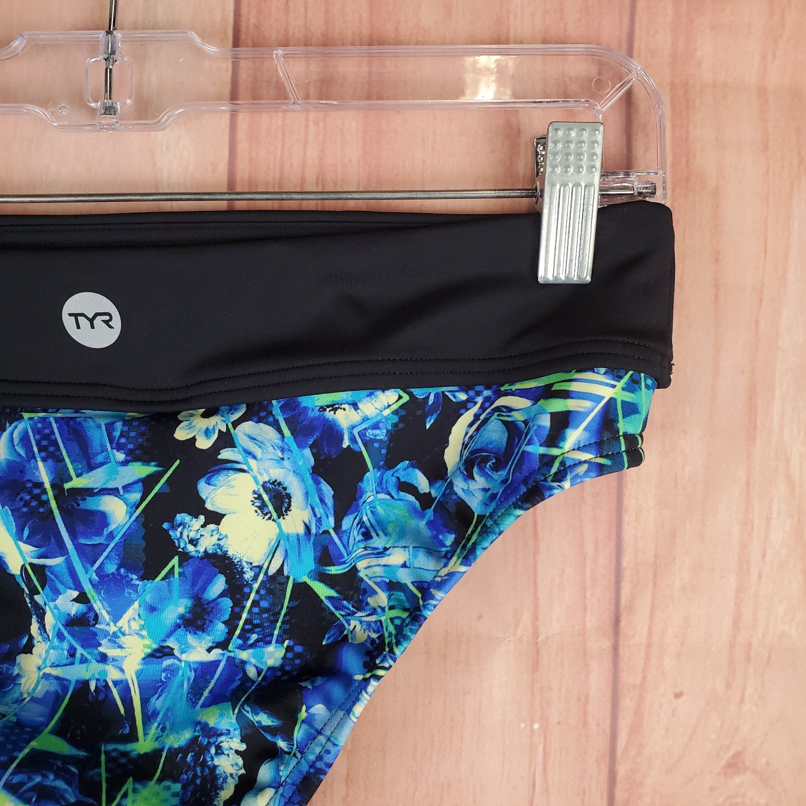 TYR Delphinium Riva Womens Bikini Bottom Sz Medium Green Multi Elastic Waist