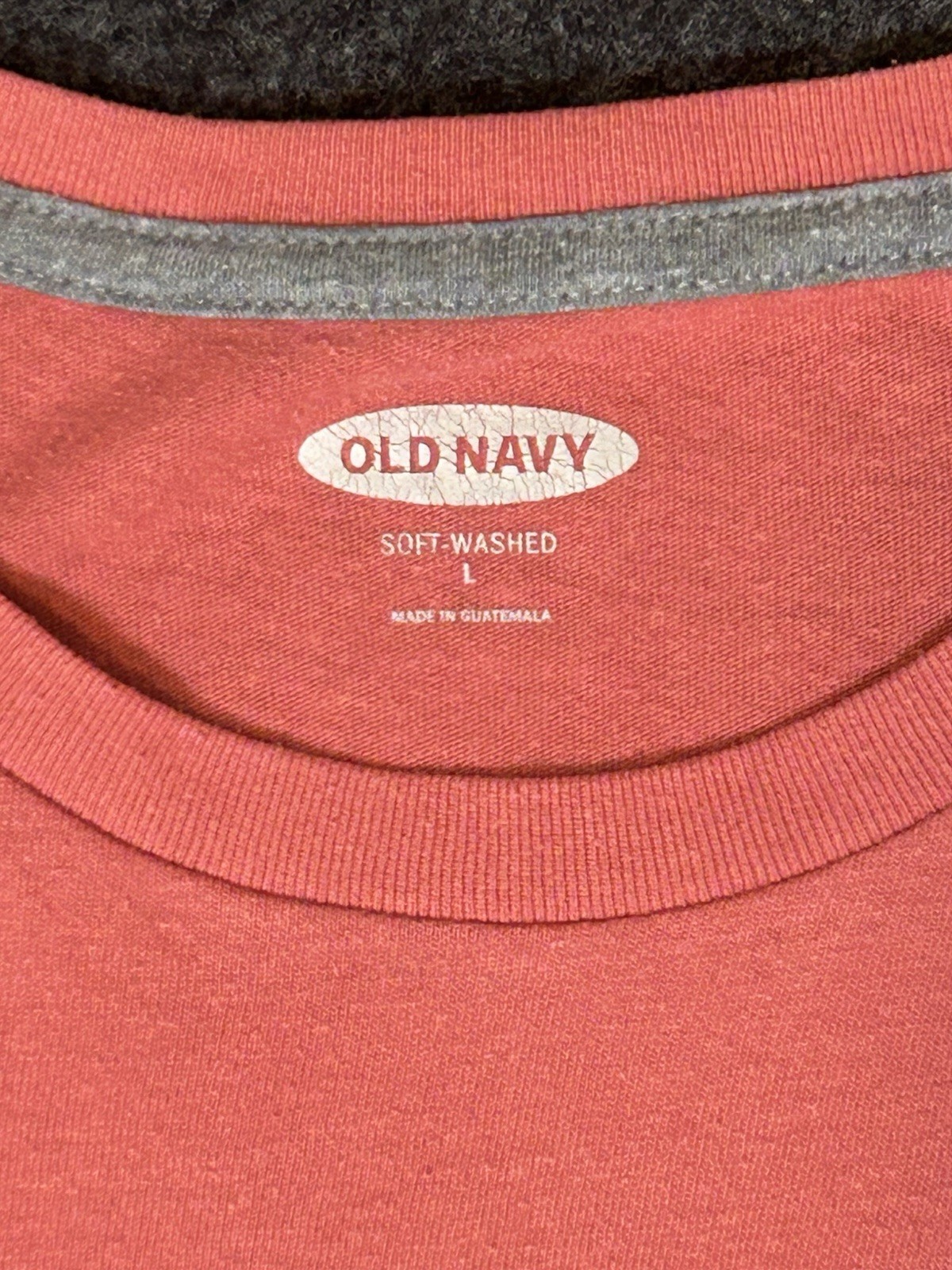 Old Navy Laguna Beach California Faded Coral Pink Graphic Crew Neck Tee Size L