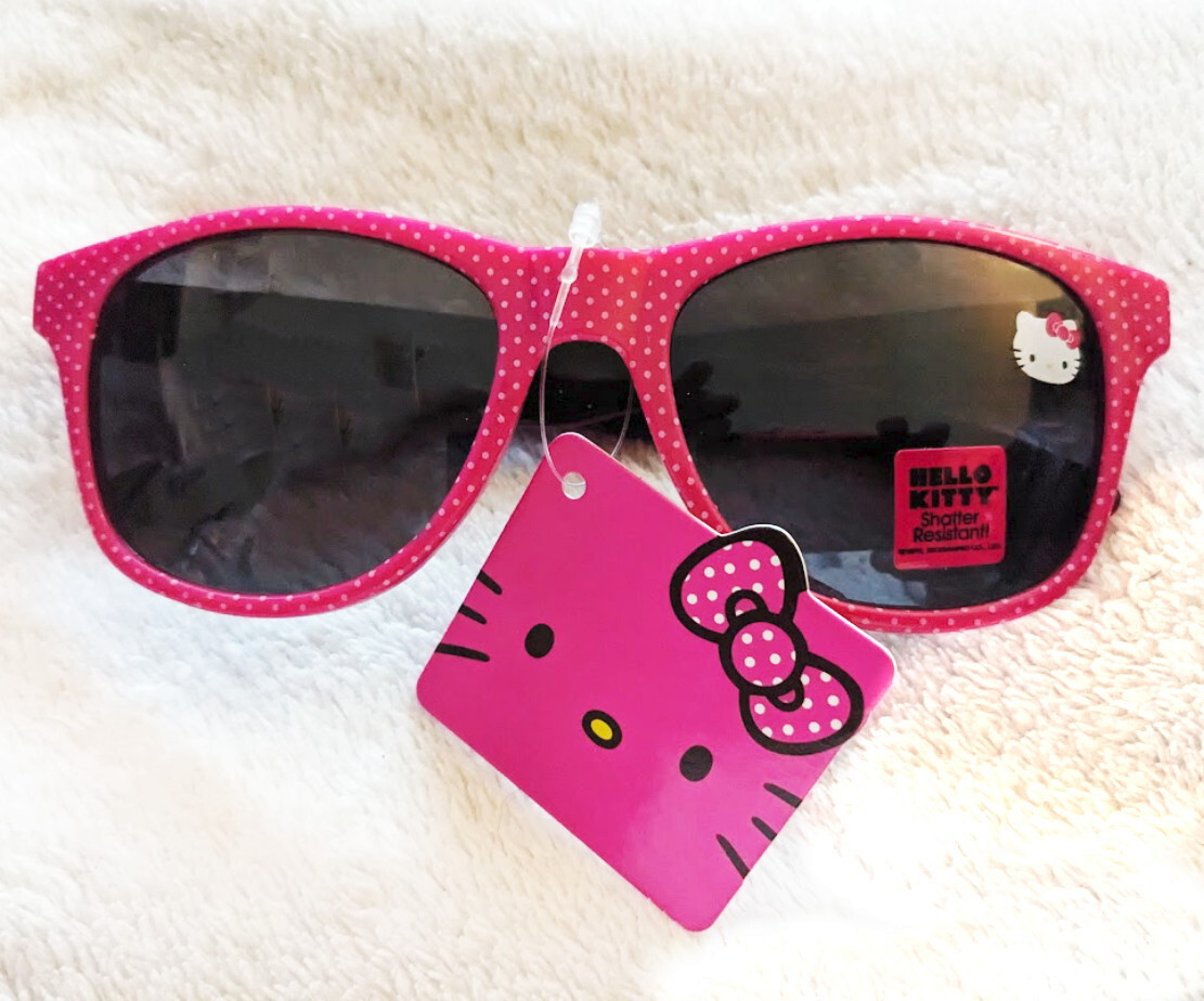 Hello Kitty Fuchsia Sunglasses Official One Size Fits All, New with Tags Style B