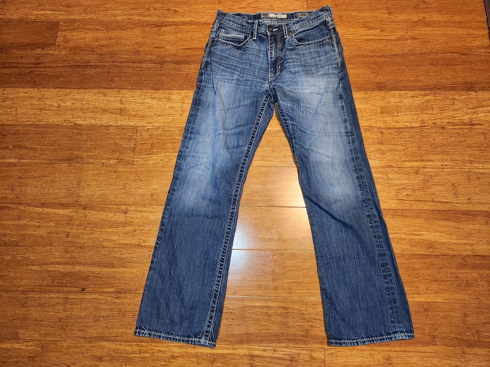 BKE Jeans Mens 32×30 Blue Jake Straight Stretch Denim Medium Wash Distressed