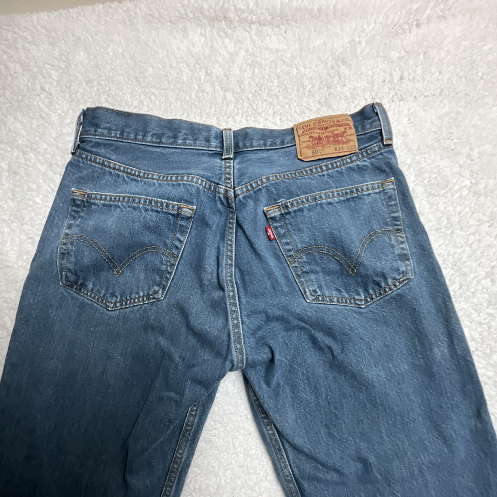 Levi’s Blue Denim Straight Jeans Button Logo 5-Pocket Design Classic