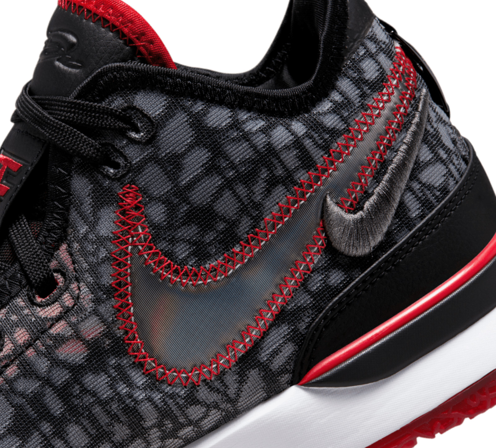 Nike Men Zoom LeBron NXXT Gen Black White Red Men DR8784-001