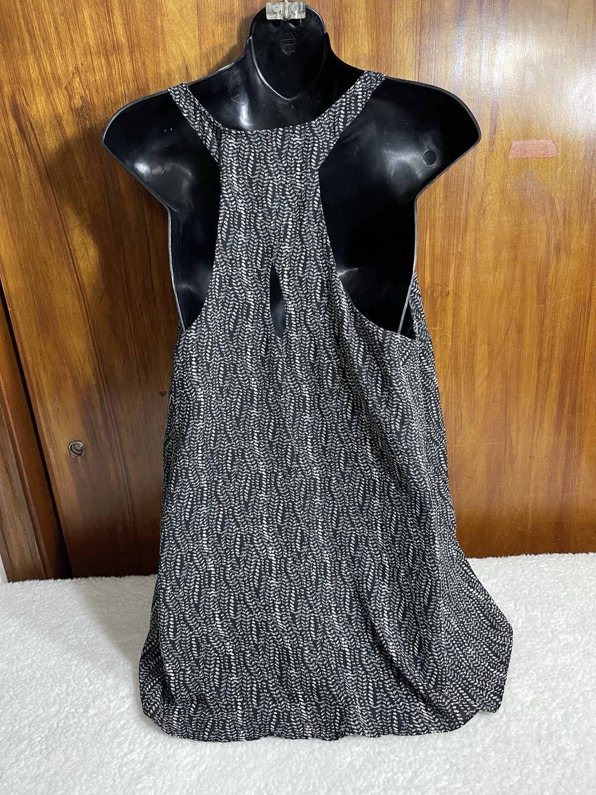 Metaphor Geometric Black White V-Neck Sleeveless Tank Top L/G Pullover